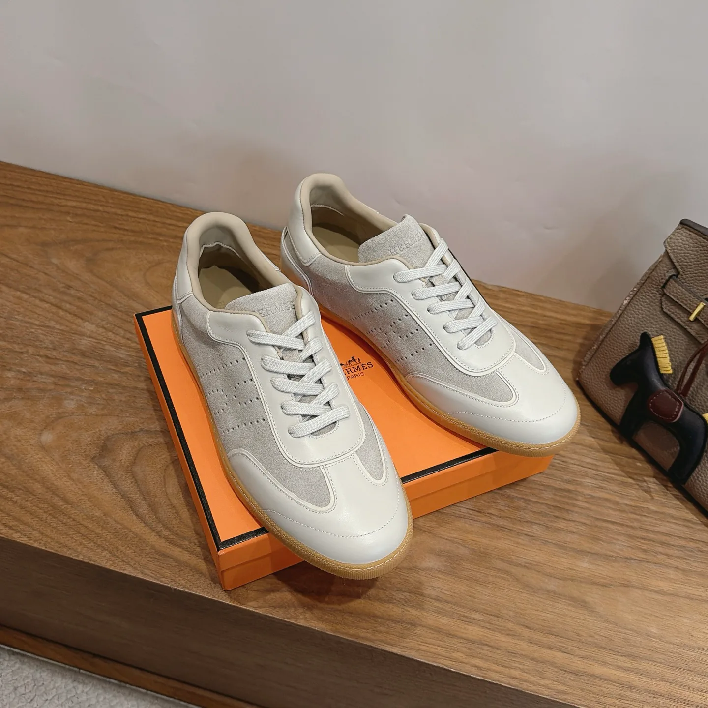 Women's Sneakers HERMES 18230938
