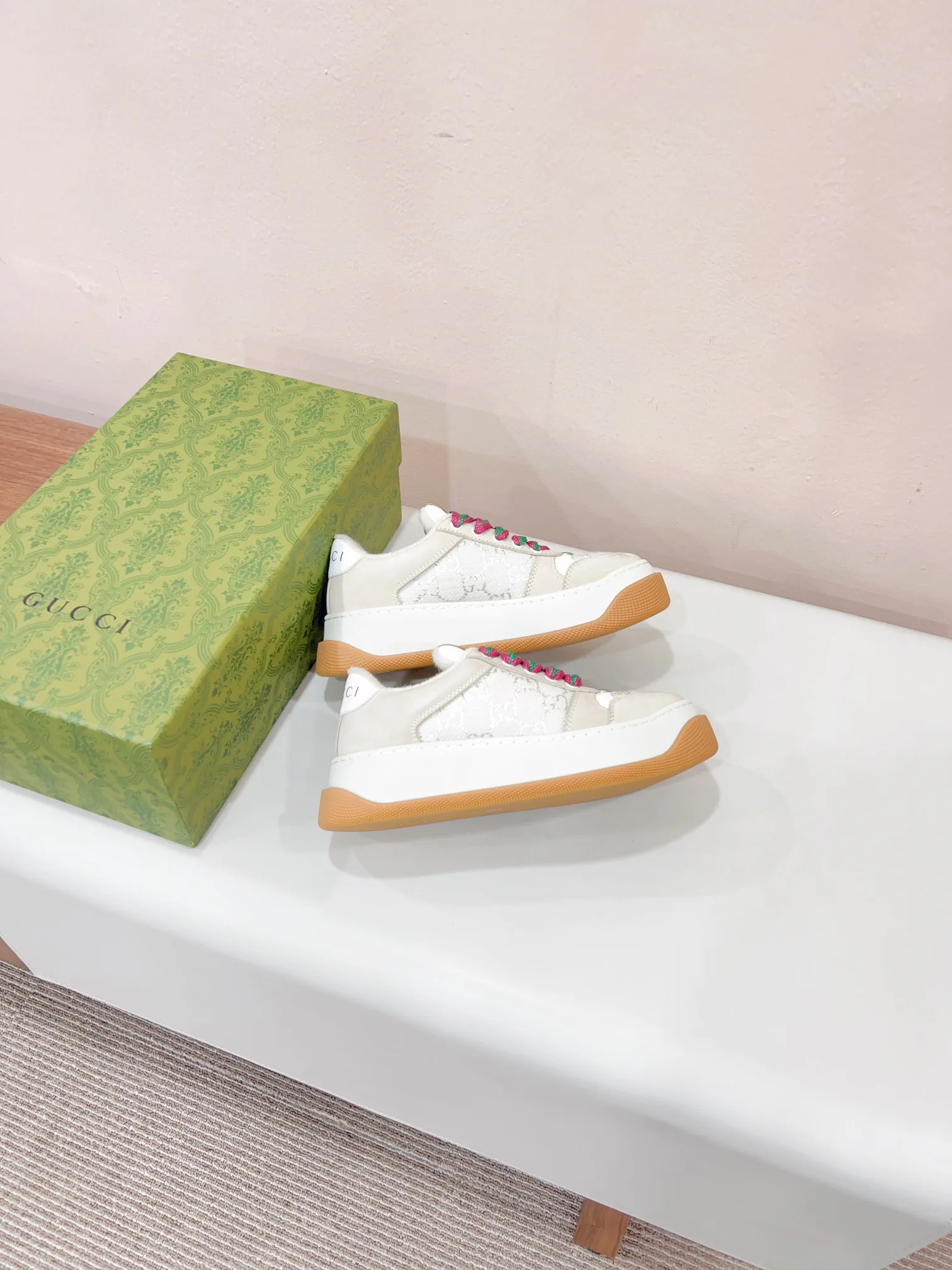 Women's Sneakers GUCCI 17620521