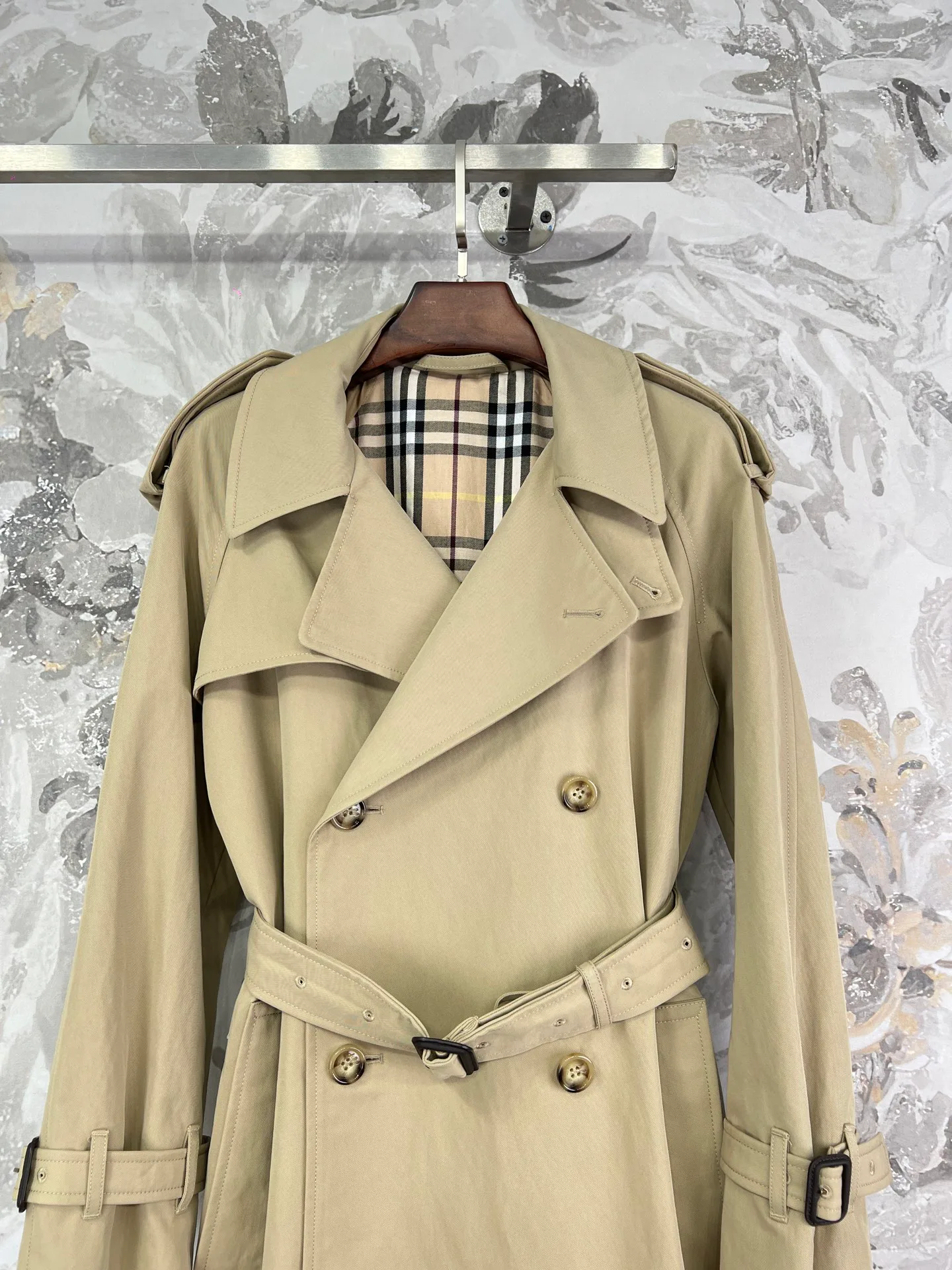 Women's Trench Coats BURBERRY 18428625