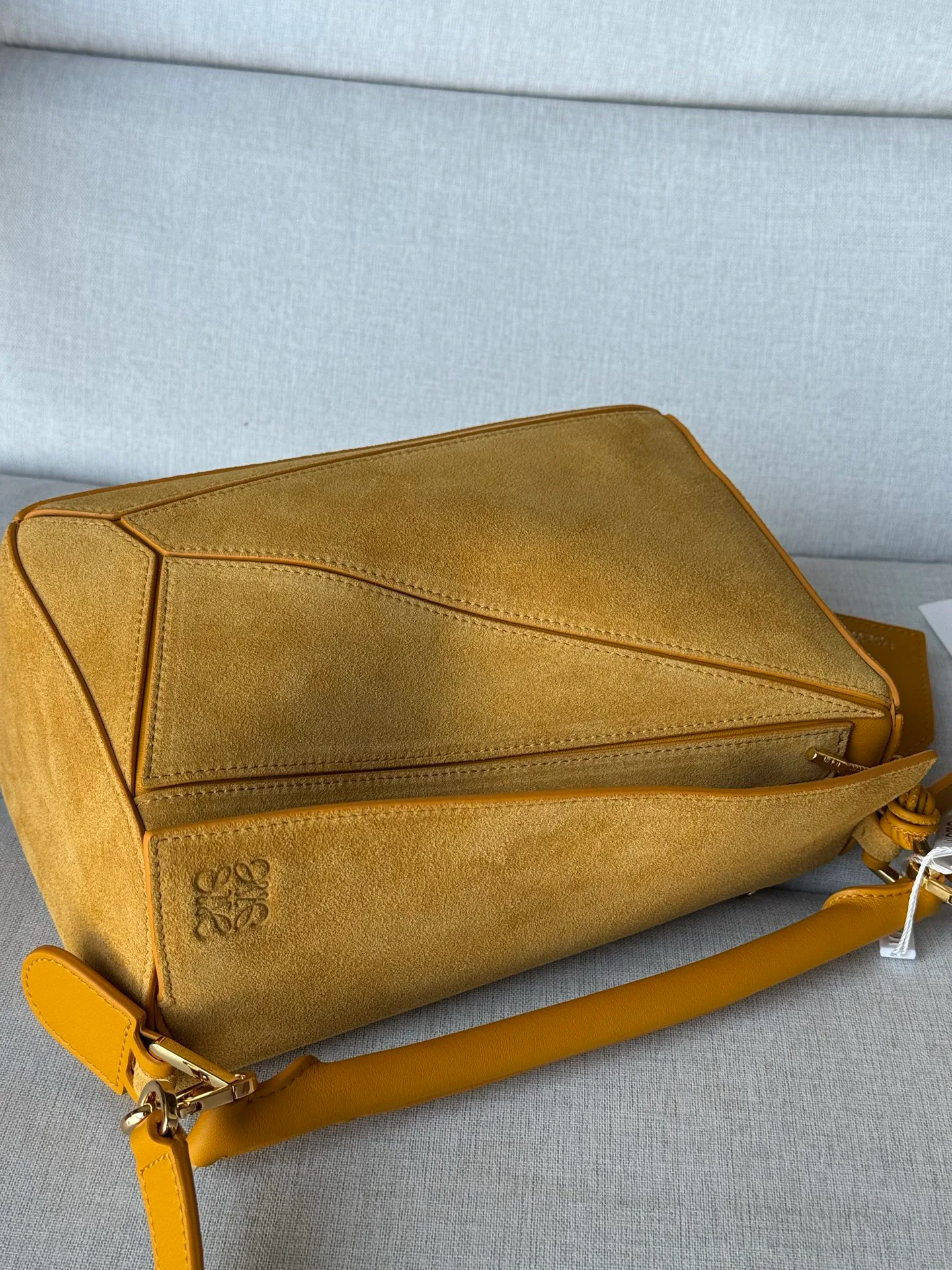 Women's Classic Handbags LOEWE 18280943
