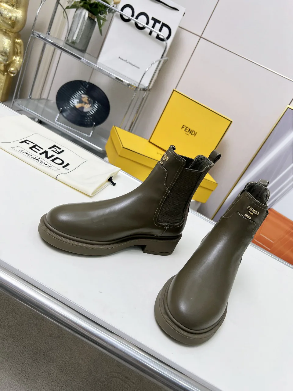 Women's Ankle Boots FENDI 17890606