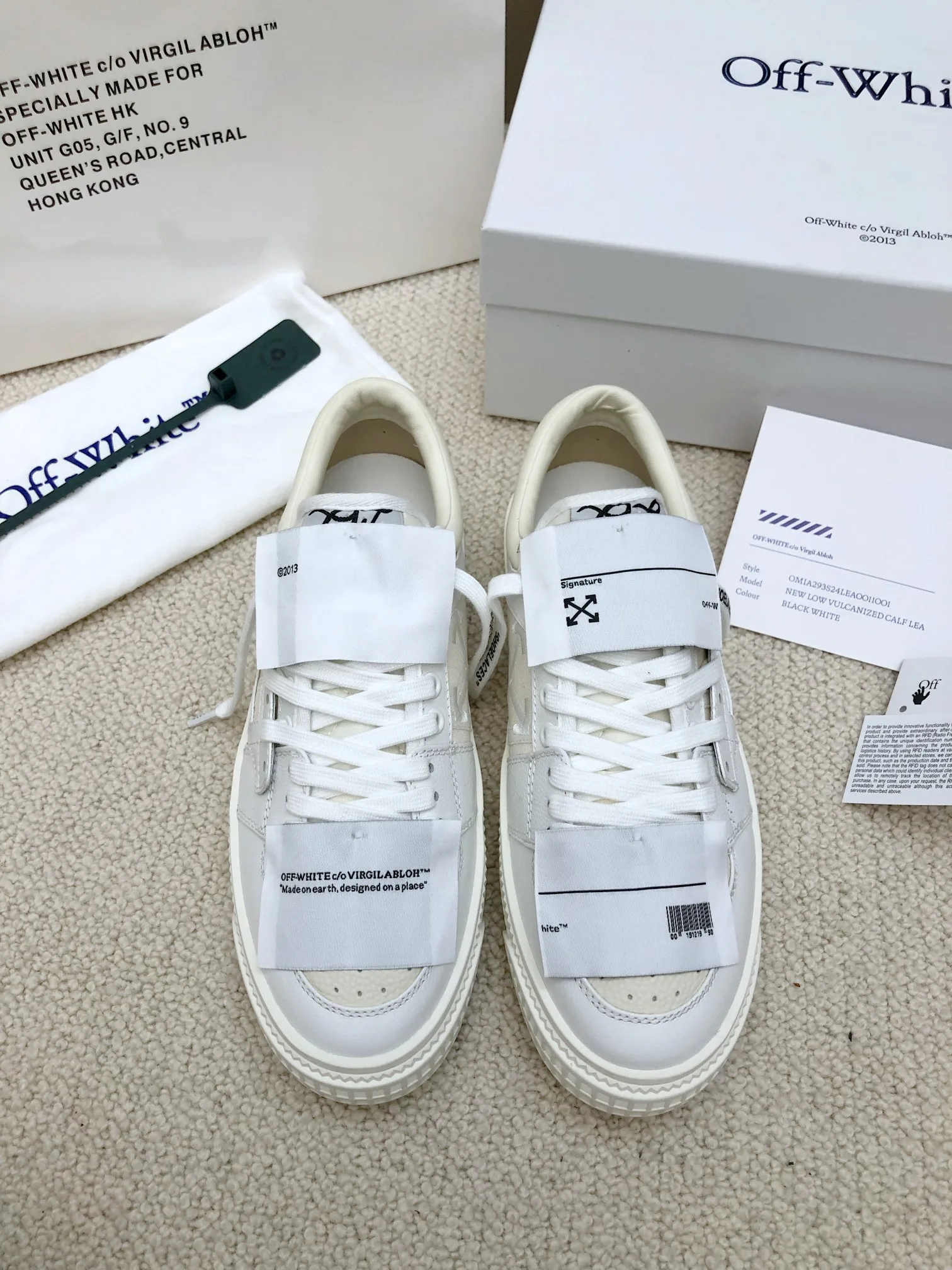 Women's Sneakers OFF-WHITE 18158683