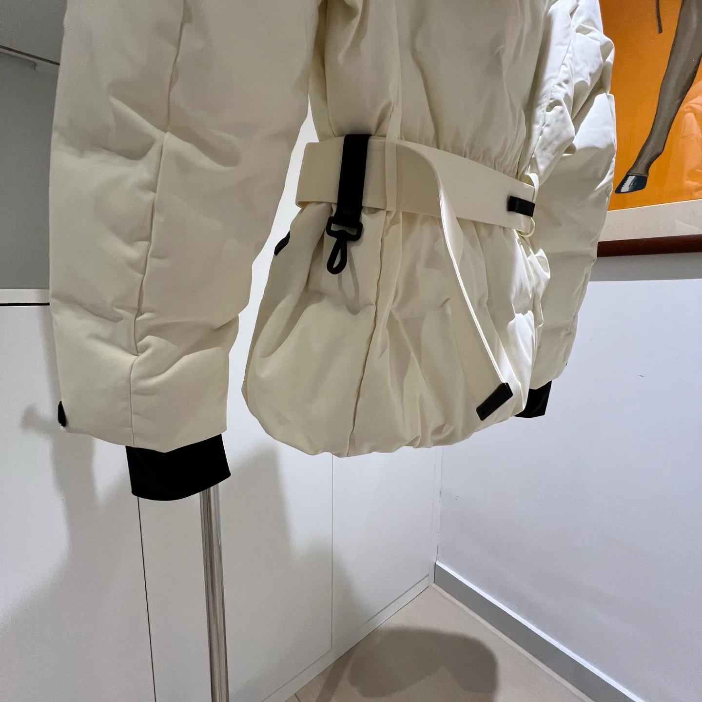 Women's Jackets And Down Jackets MONCLER 18180078