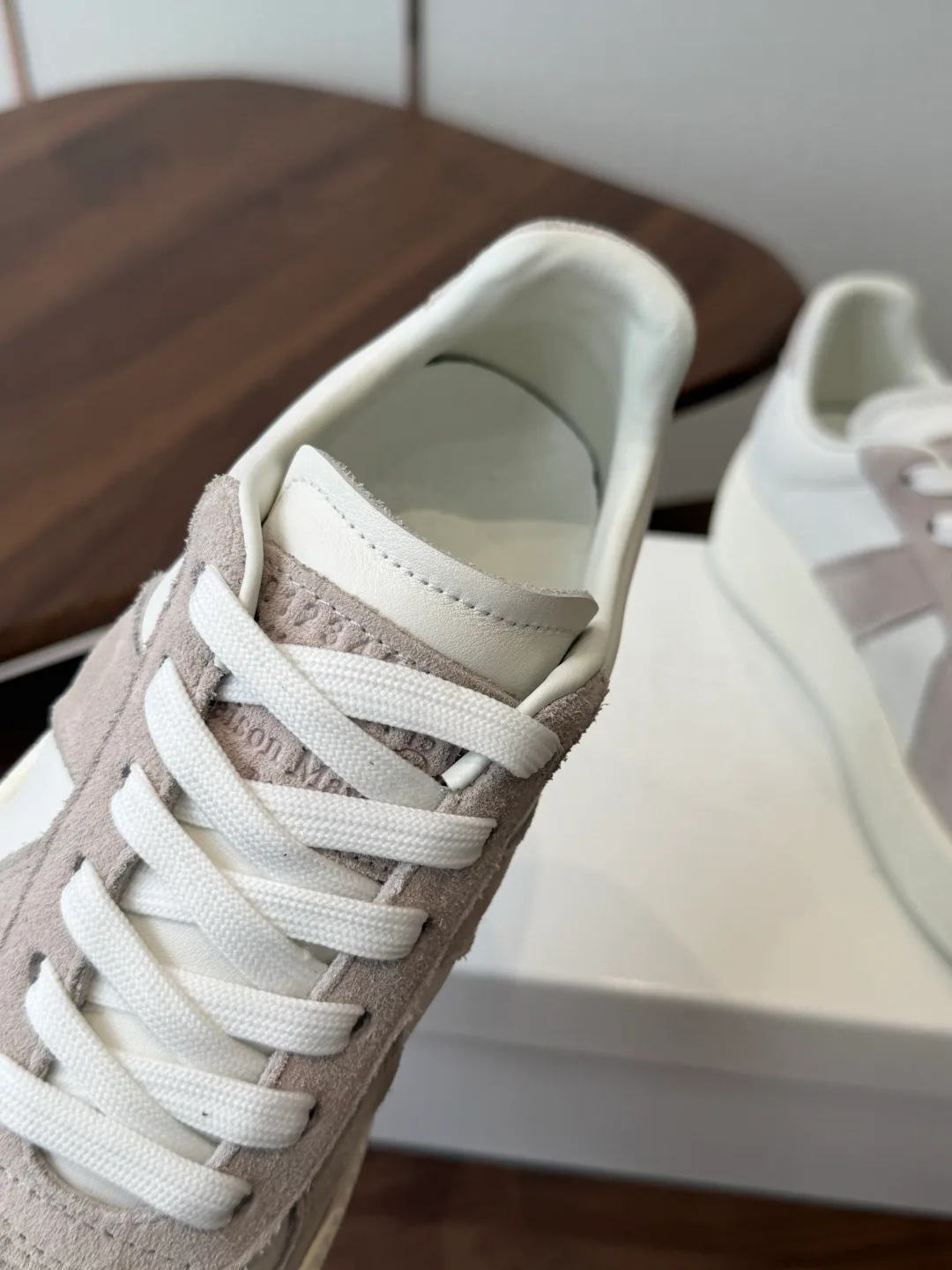 Women's Sneakers MAISON MARGIELA 16929925