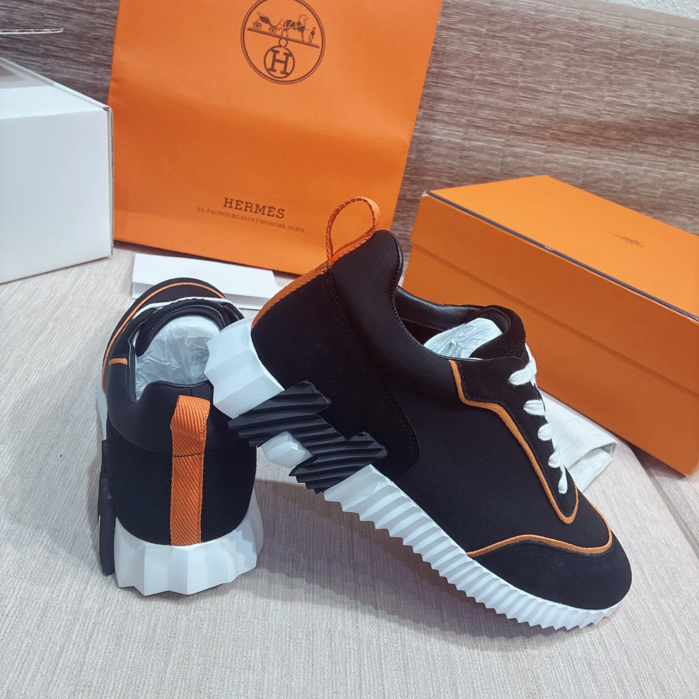 Women's Sneakers HERMES 17977067