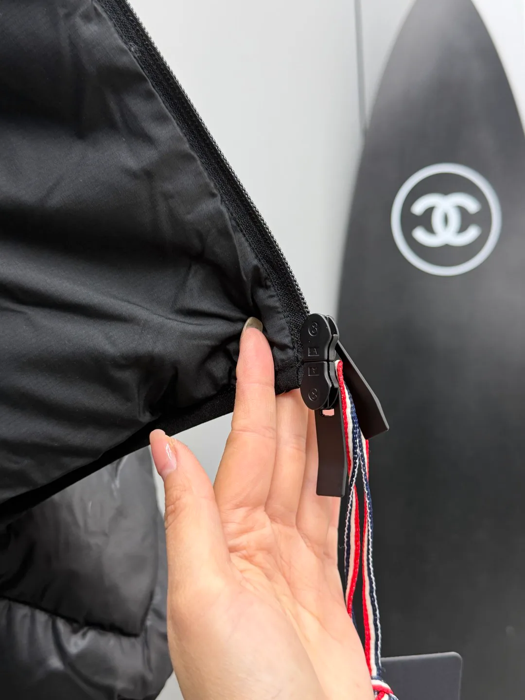 Men's Jackets And Down Jackets MONCLER 18111131