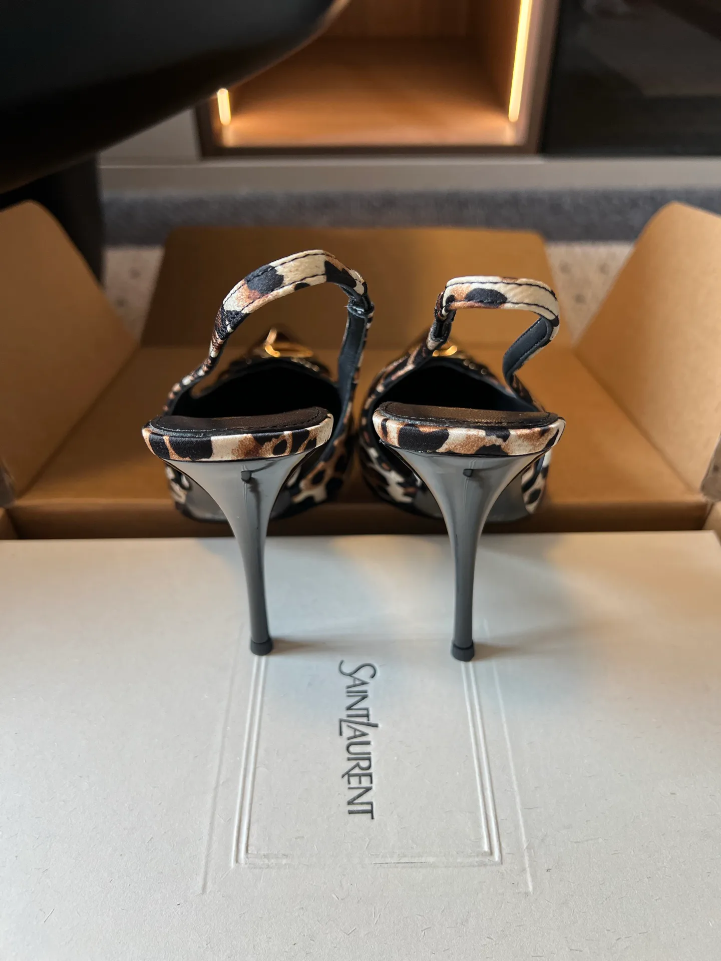 Women's Heels SAINT LAURENT 17360169