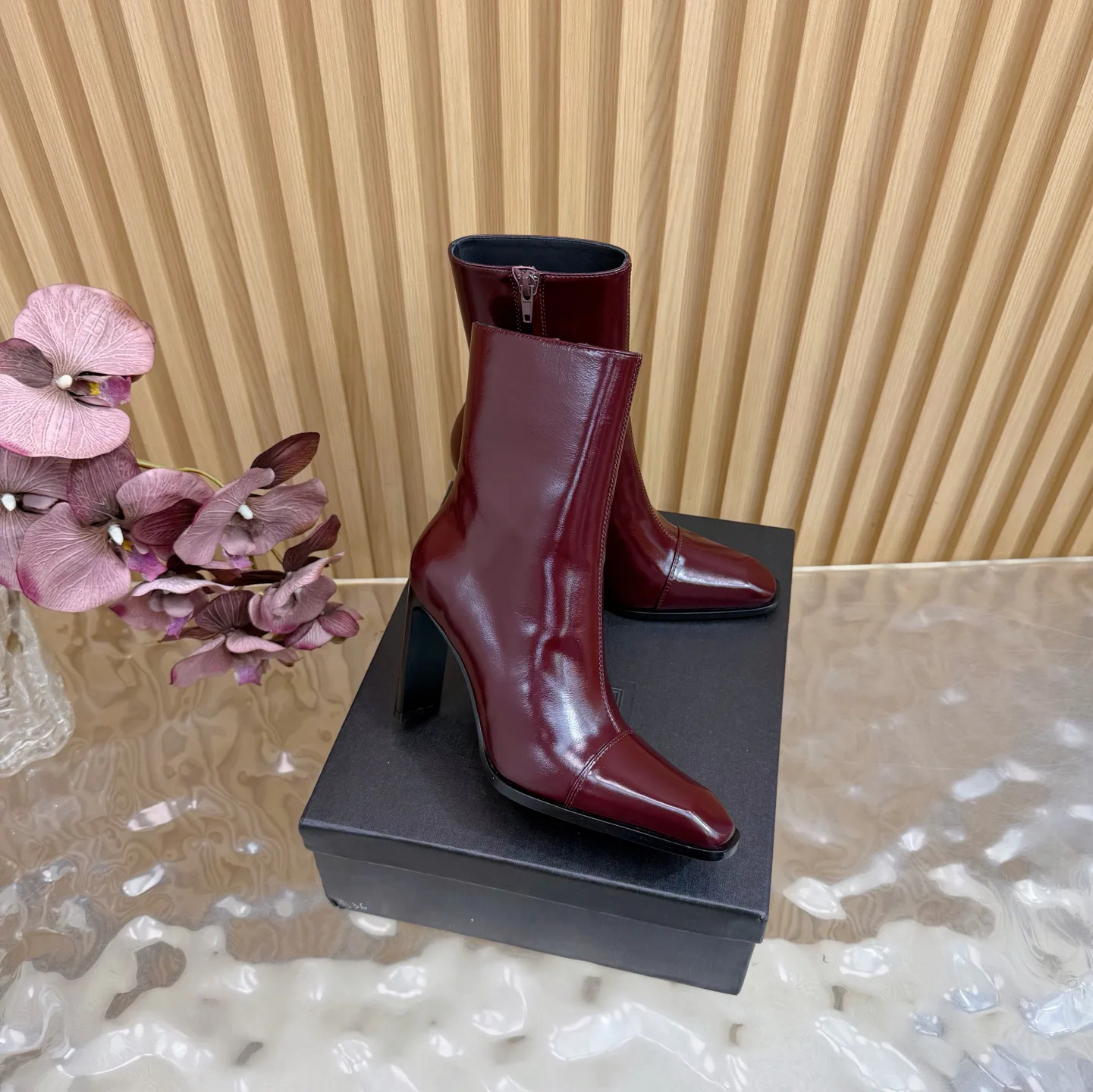 Women's Booties SAINT LAURENT 18421798