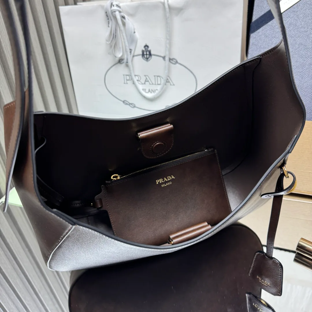 Women's Classic Handbags PRADA 18323047