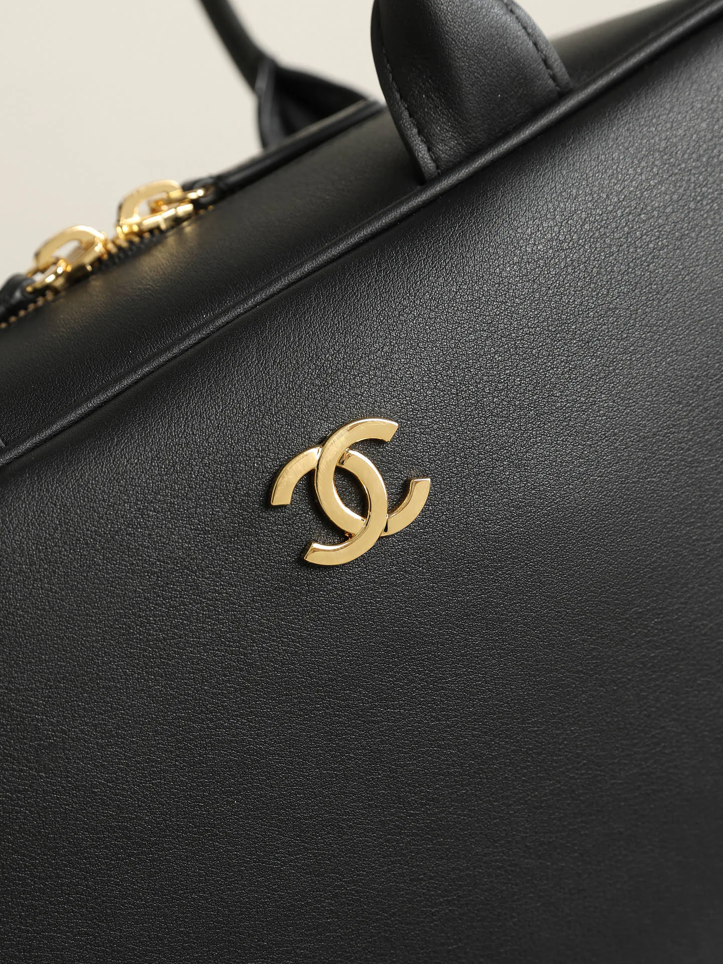 Women's Classic Handbags CHANEL 18147742