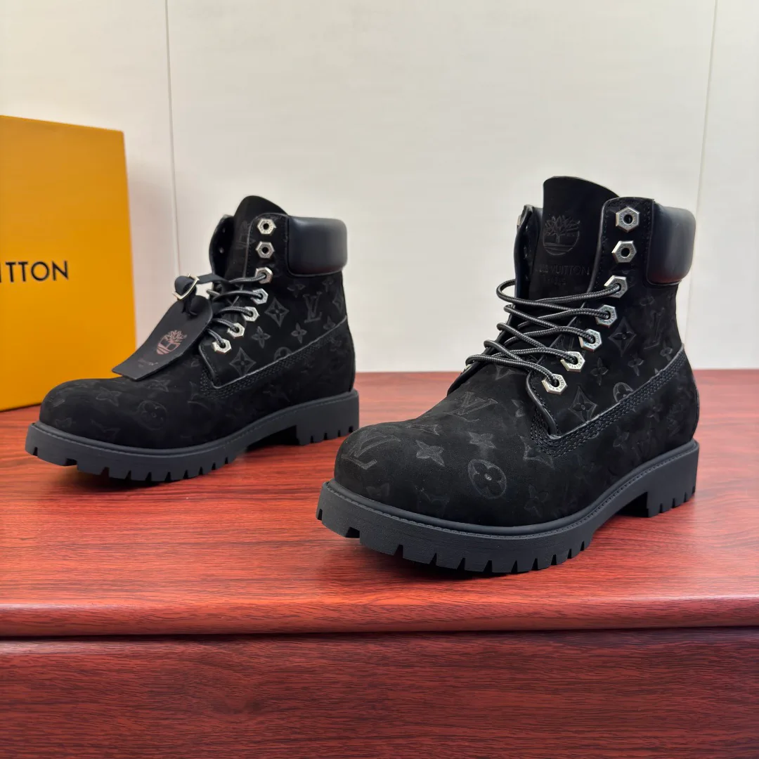 Men's Ankle Boots LOUIS VUITTON 18230764