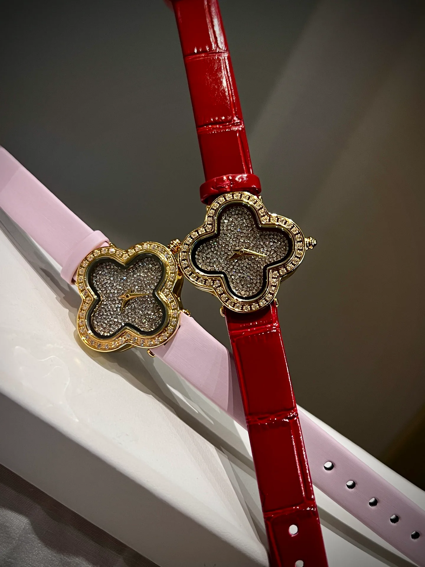 Women's Watches VAN CLEEF & ARPELS 17800705