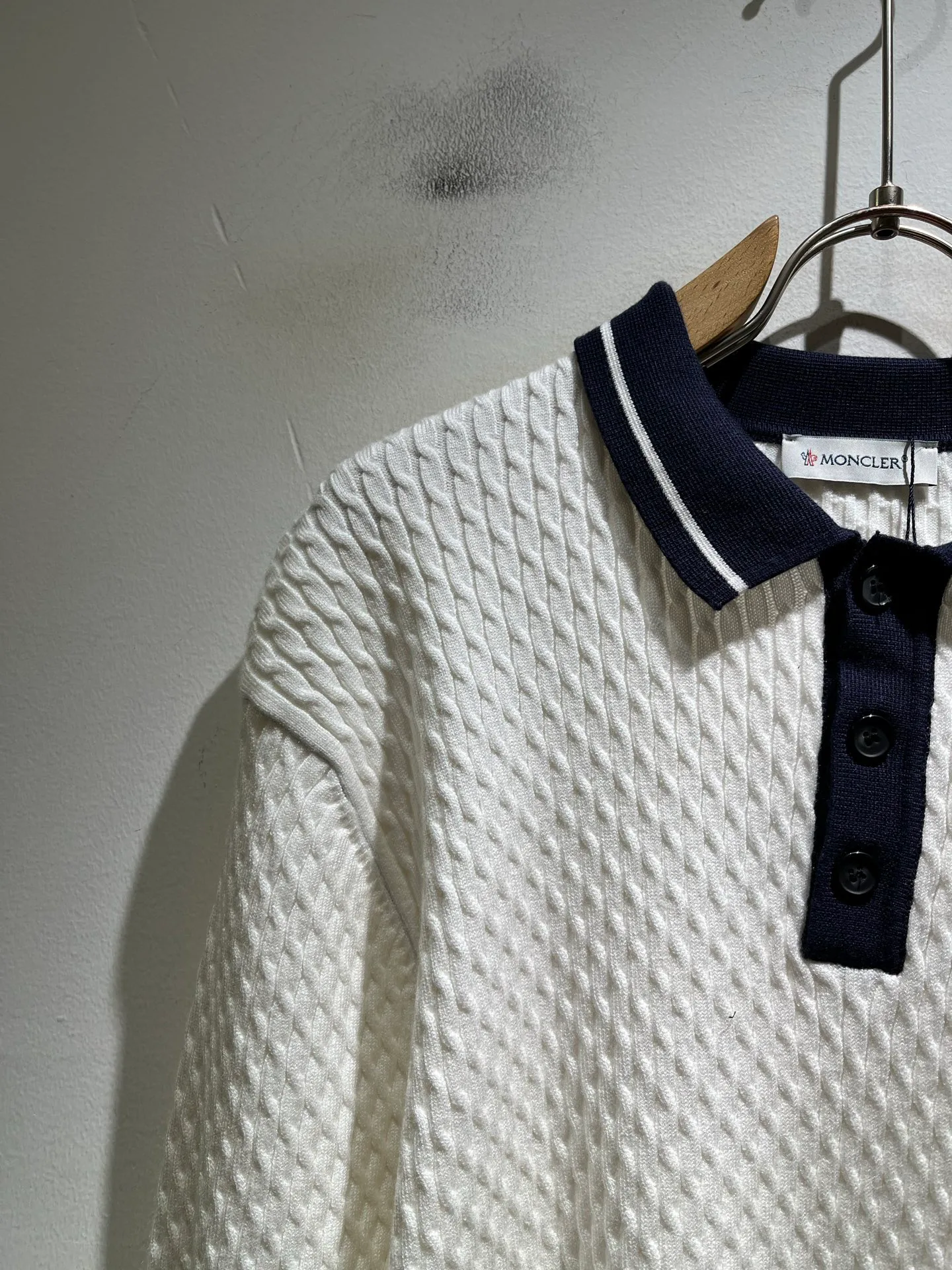 Men's Jumpers And Sweaters MONCLER 18343271