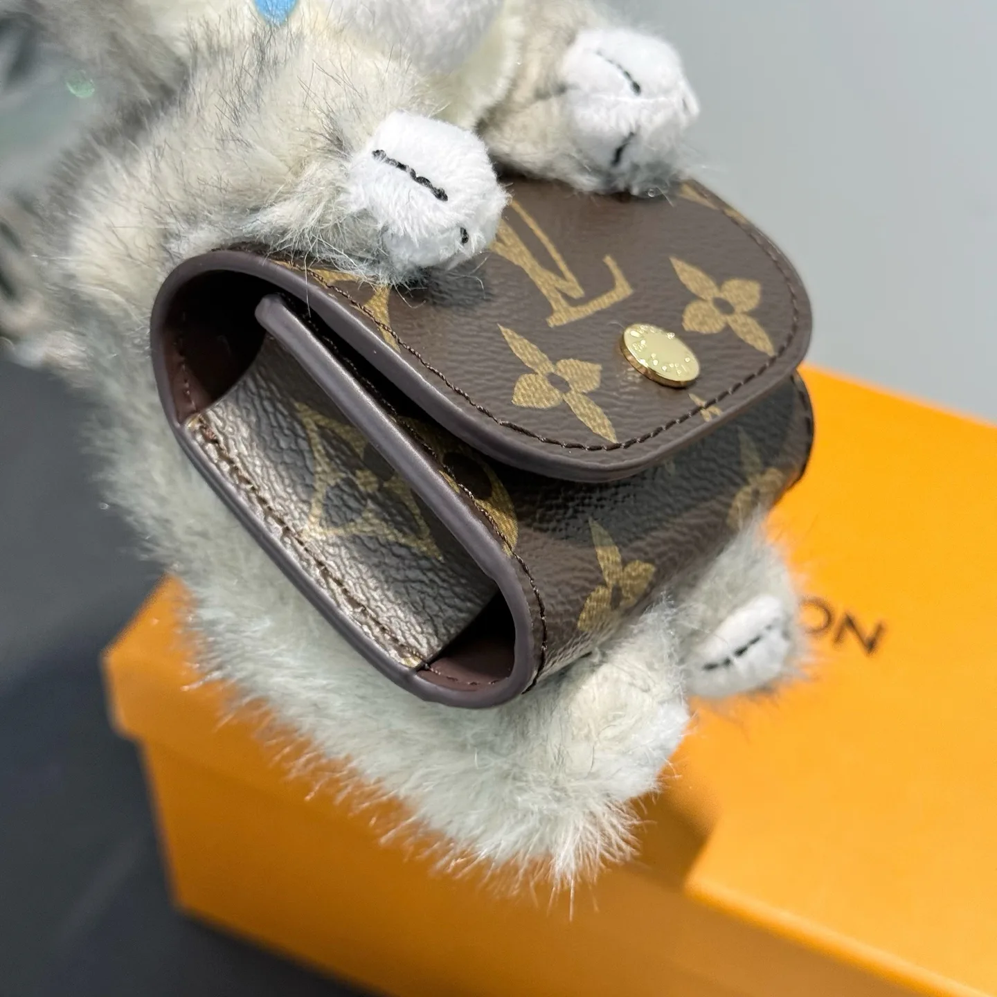 Key Cases LOUIS VUITTON 17886408
