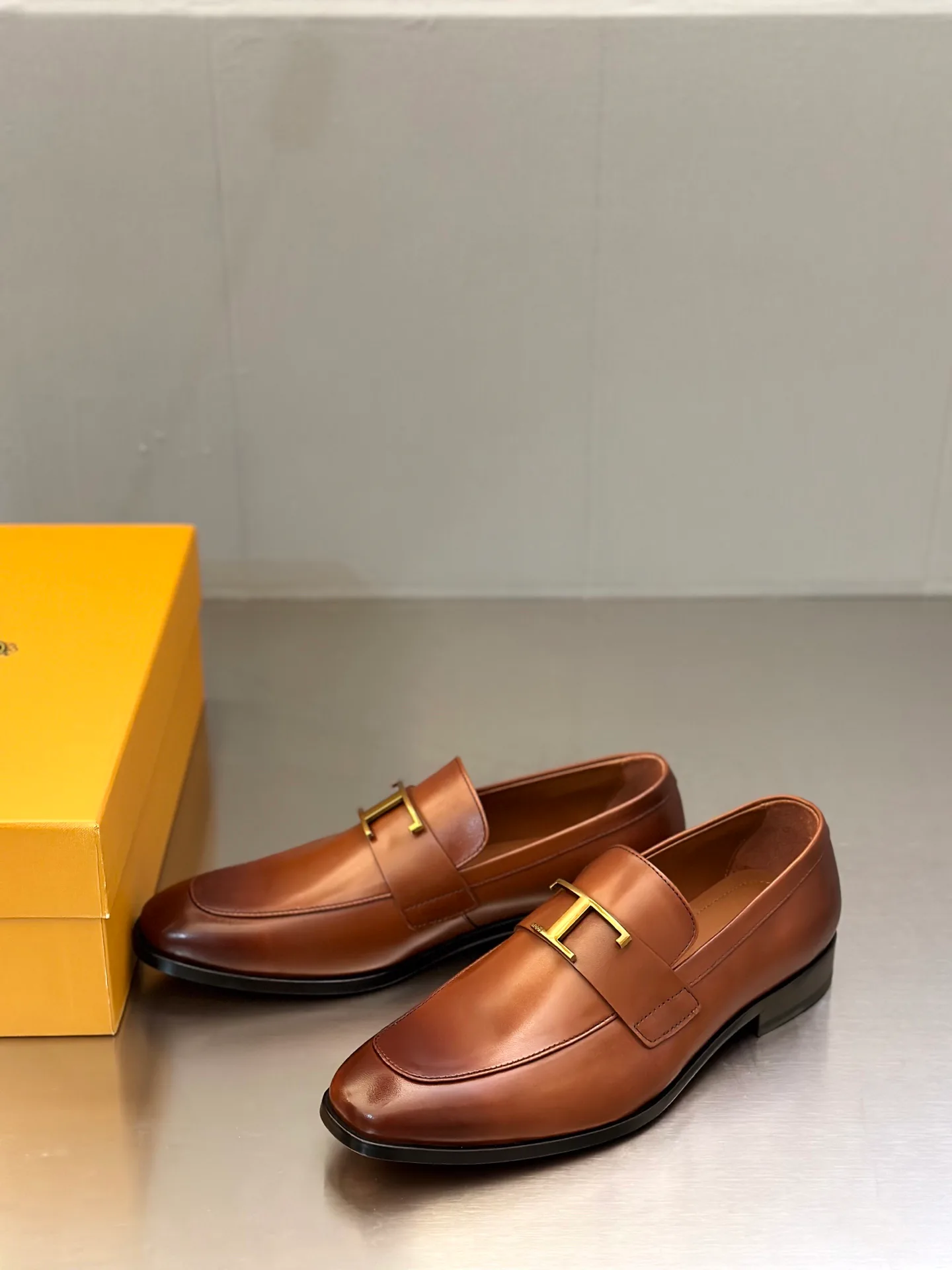 Men's Loafers And Dress Shoes TOD'S 17219237