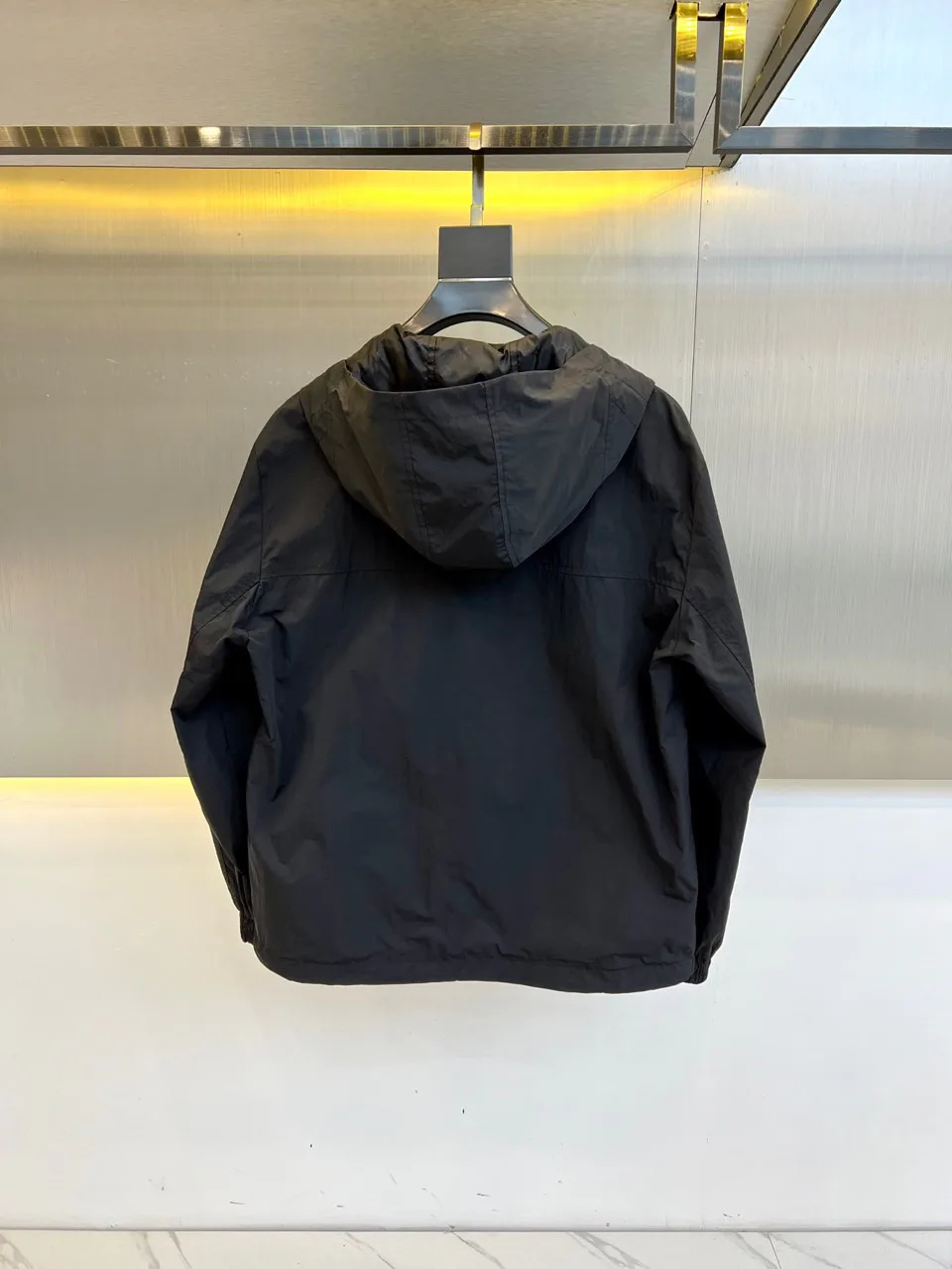 Men's Jackets And Down Jackets LOUIS VUITTON 18416819