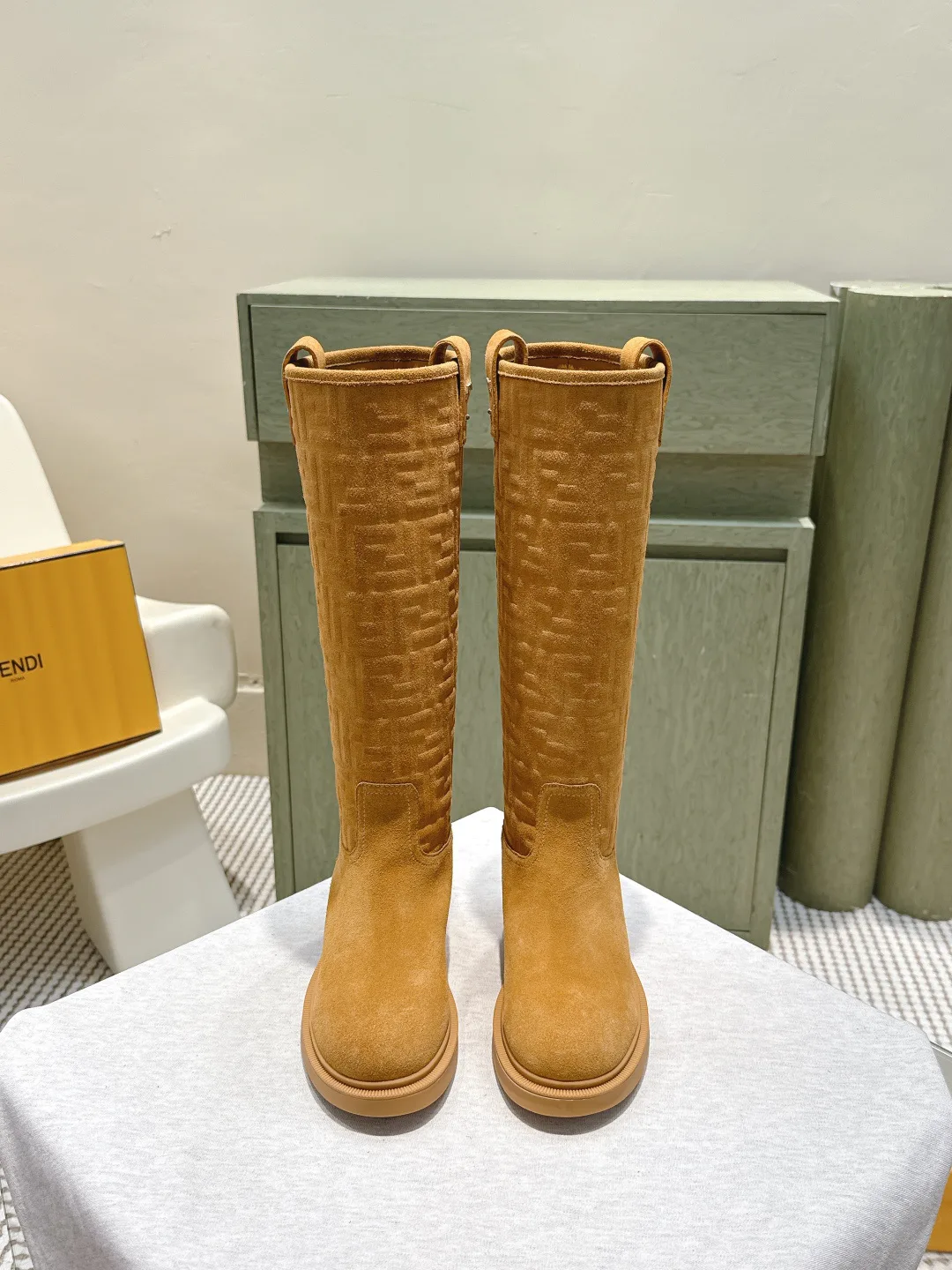 Women's Boots FENDI 18153040