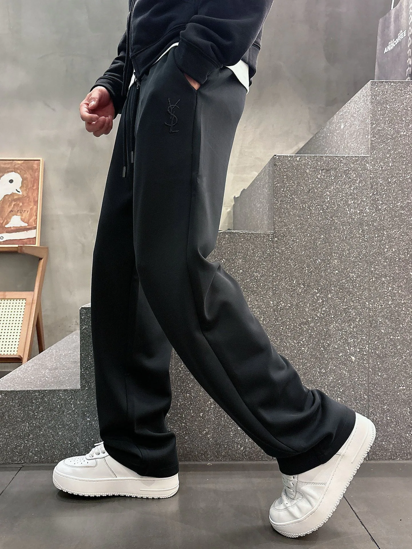 Брюки Мужские Saint Laurent 18596871