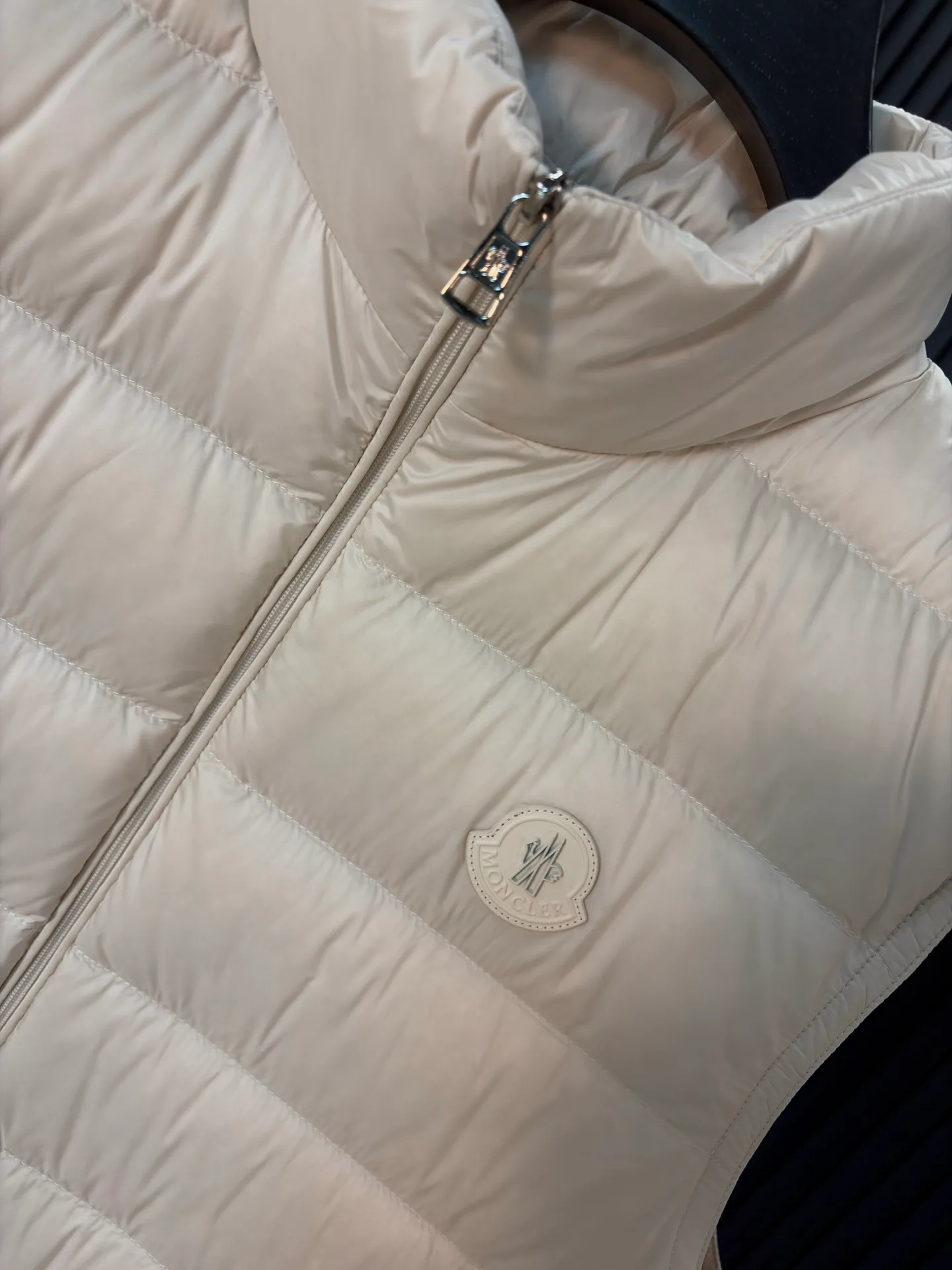 Women's Vests MONCLER 17944006
