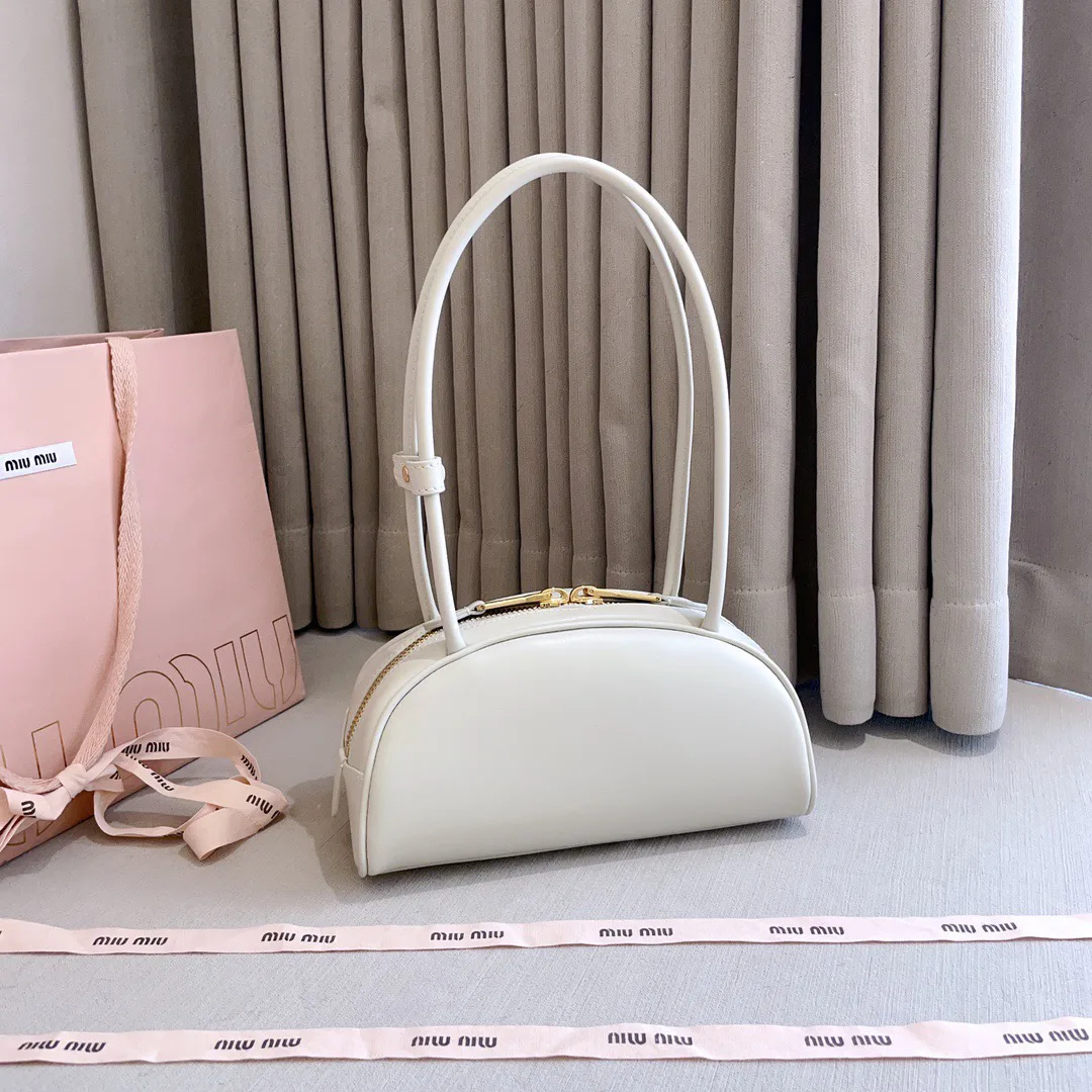 Классические Сумки Женские Miu Miu 18598419