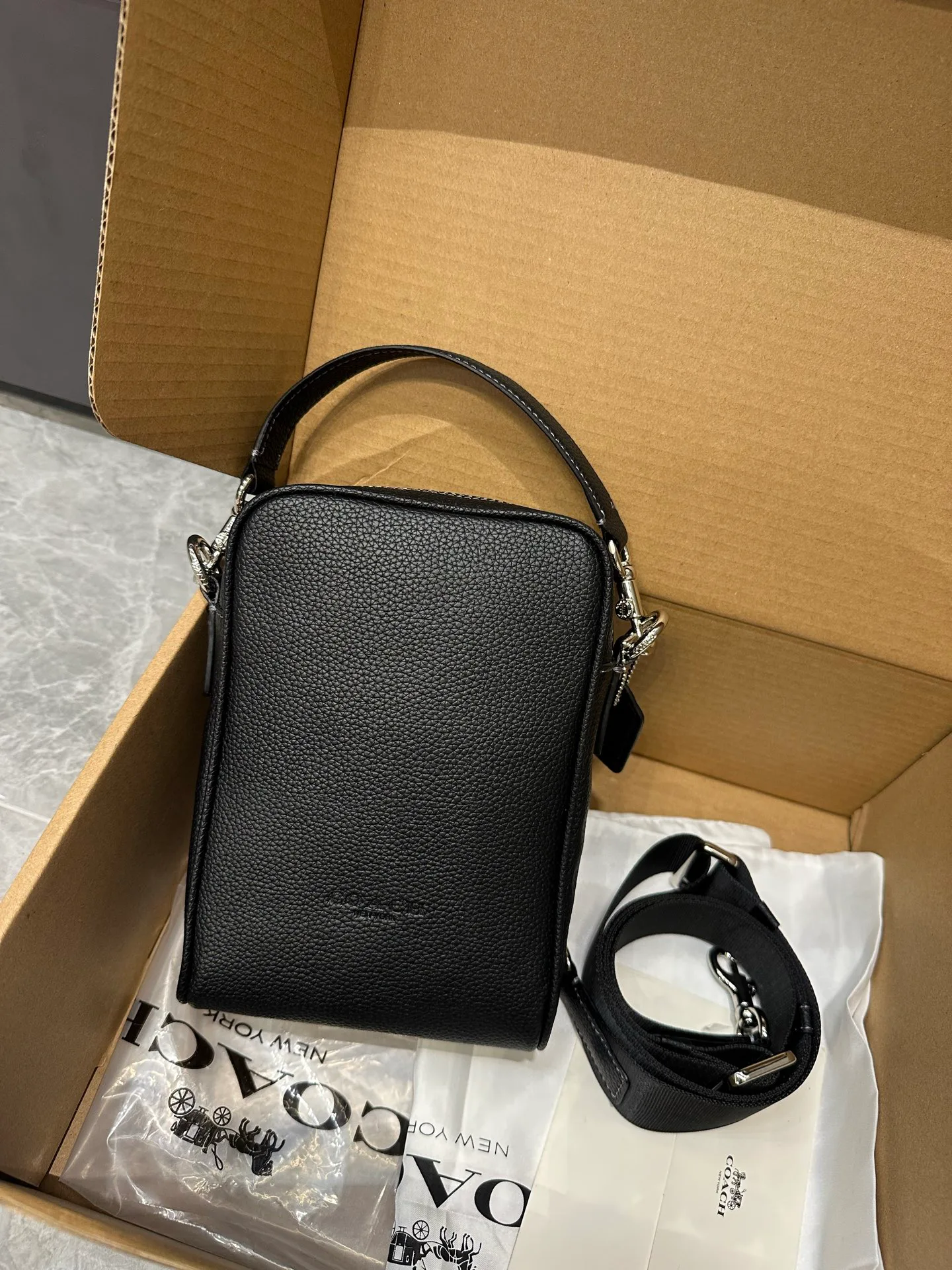 Men's Crossbody Bags COACH 17961136