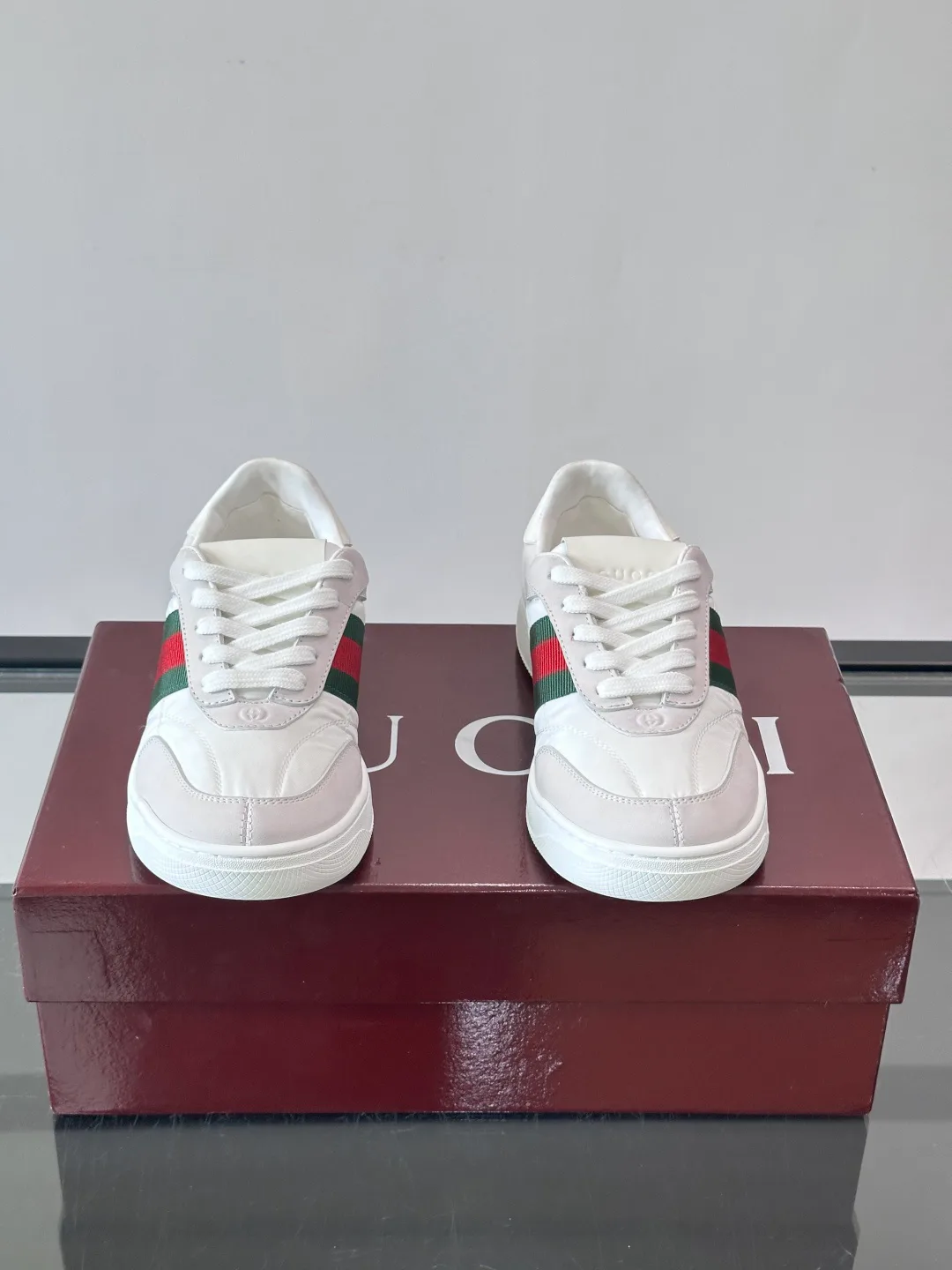 Women's Sneakers GUCCI 18118513