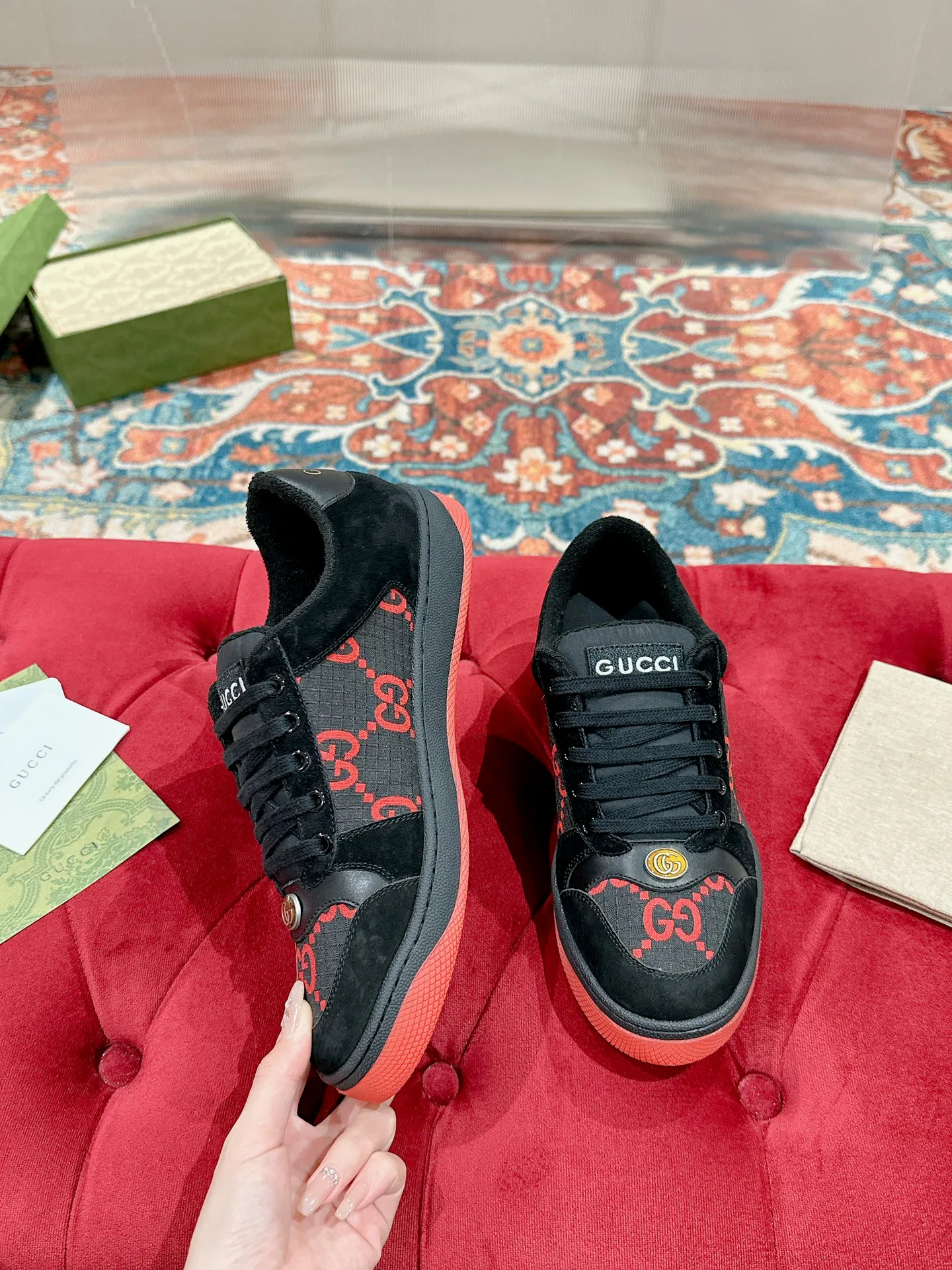 Women's Sneakers GUCCI 17956685