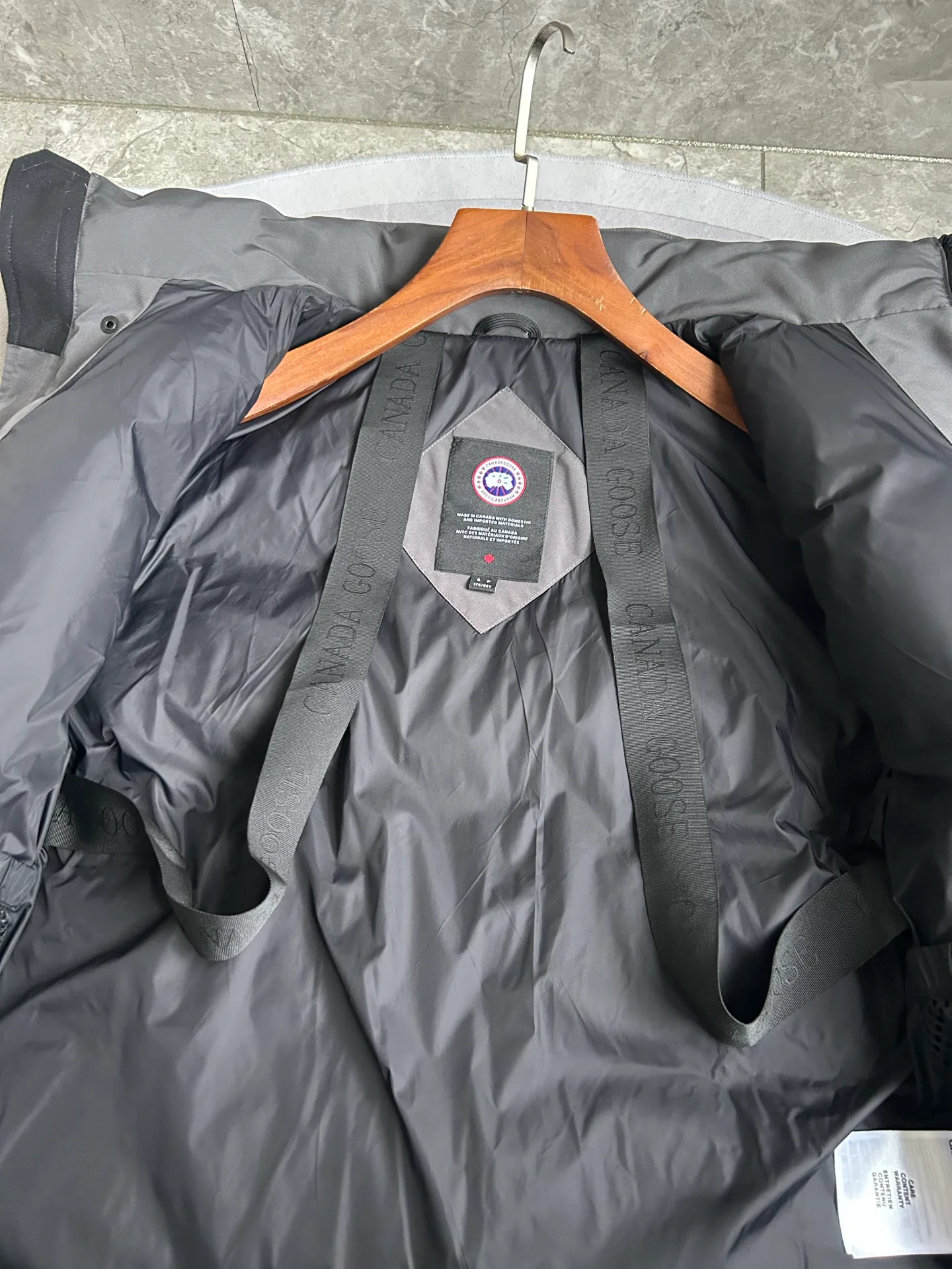 Men's Jackets And Down Jackets CANADA GOOSE 18129806
