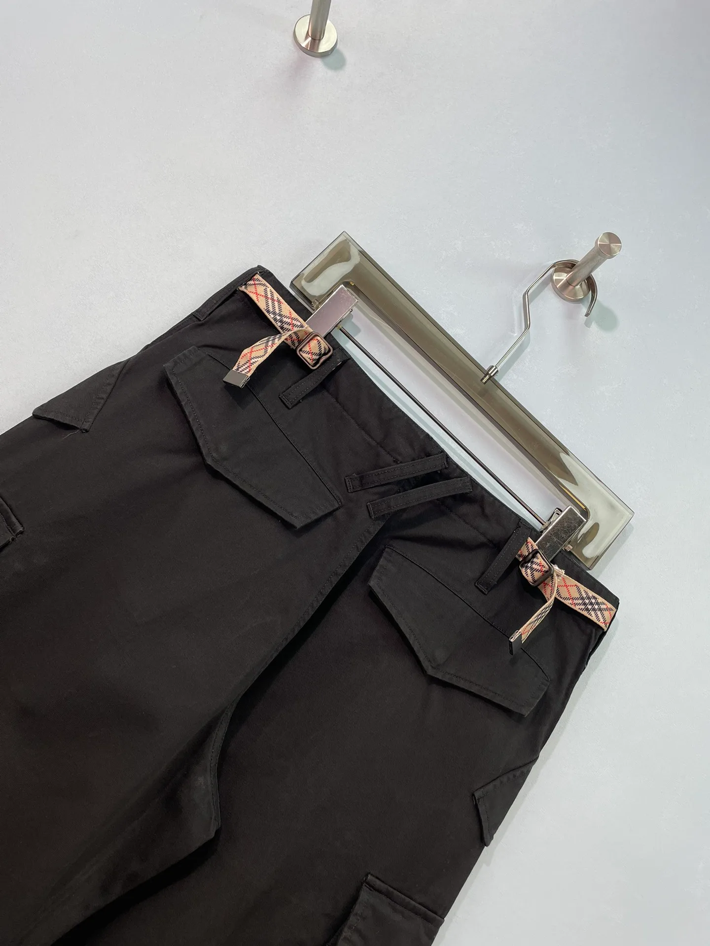 Women's Trousers BURBERRY 18151694