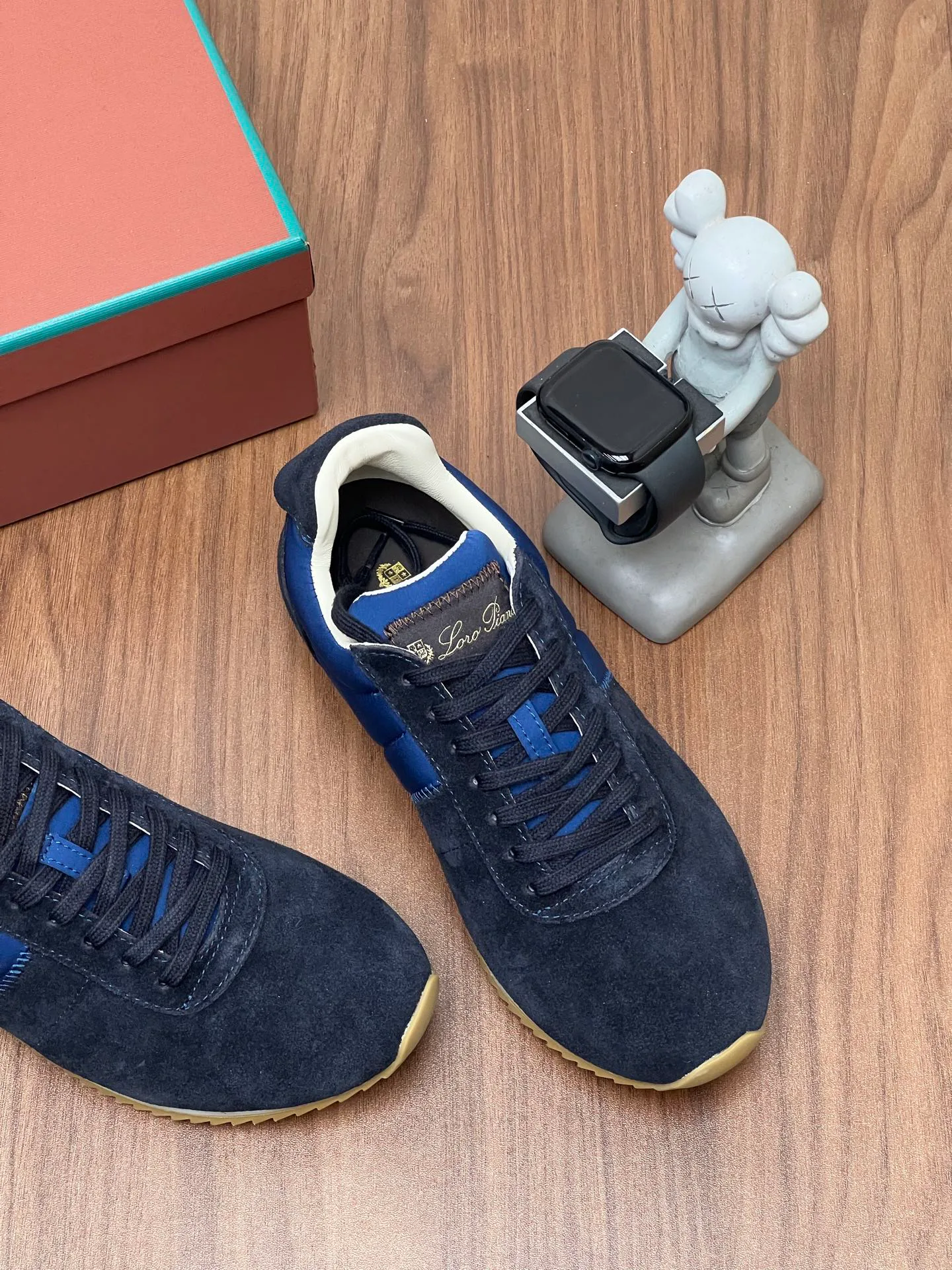Women's Sneakers LORO PIANA 17787094