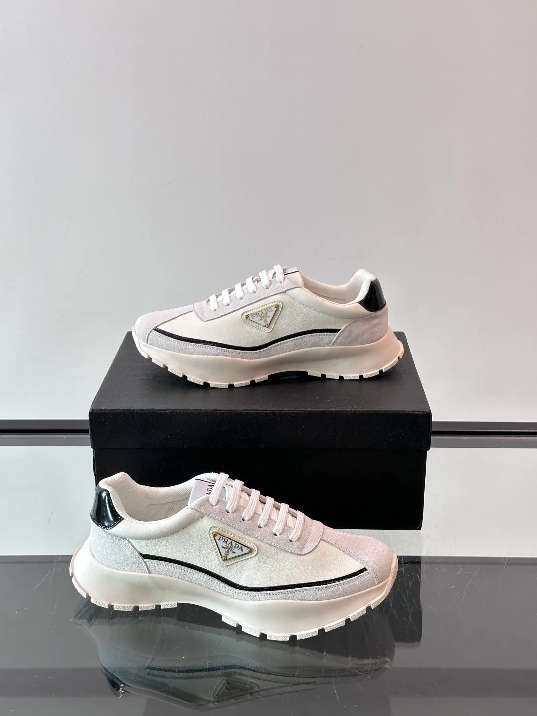 Men's Sneakers PRADA 18500608