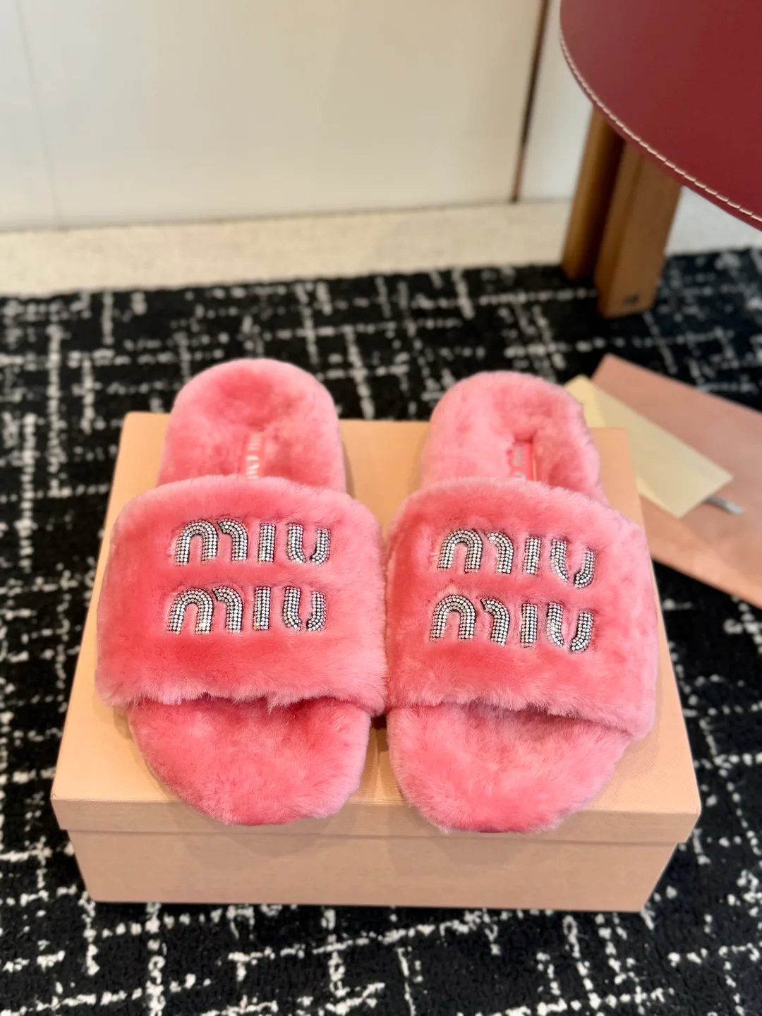 Women's Slippers MIU MIU 18139568