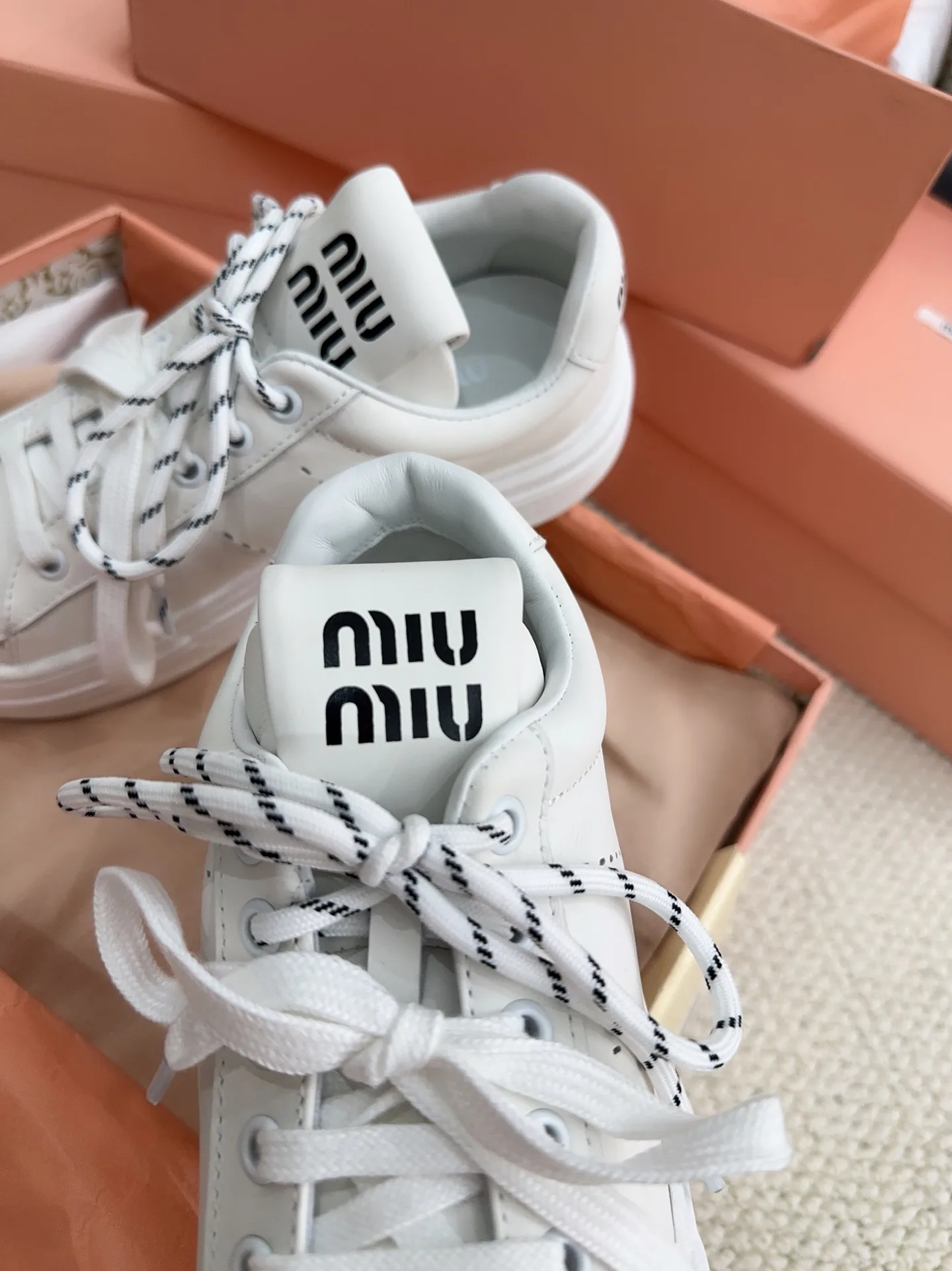 Women's Sneakers MIU MIU 18041144