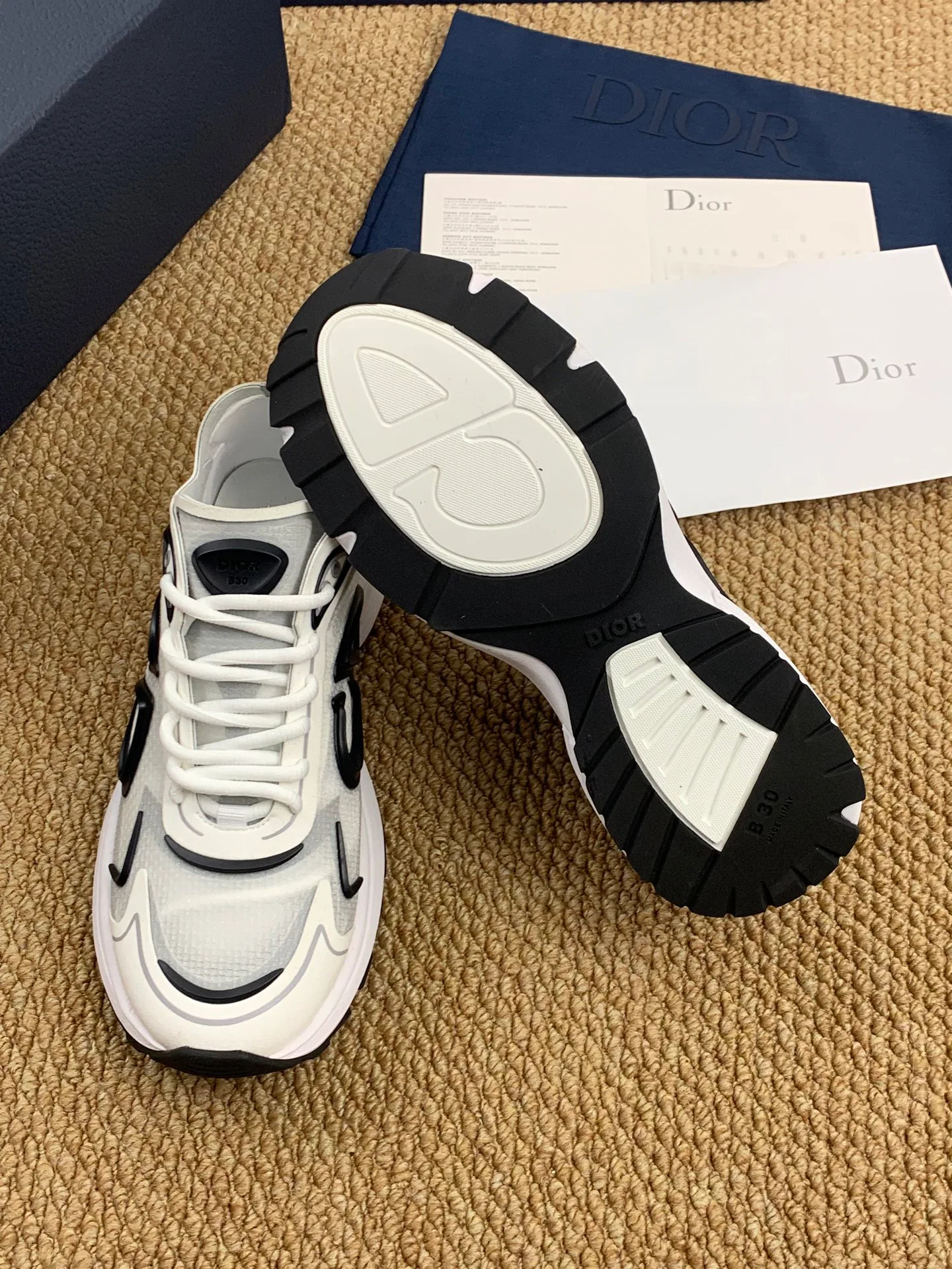 Women's Sneakers CHRISTIAN DIOR 17545174