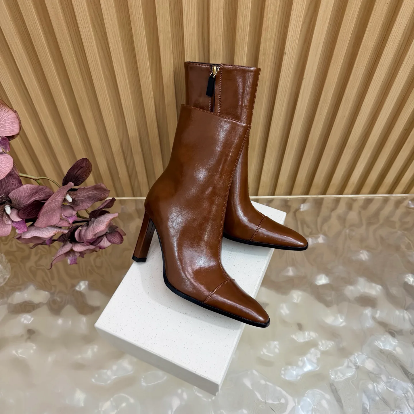 Women's Booties SAINT LAURENT 18508923