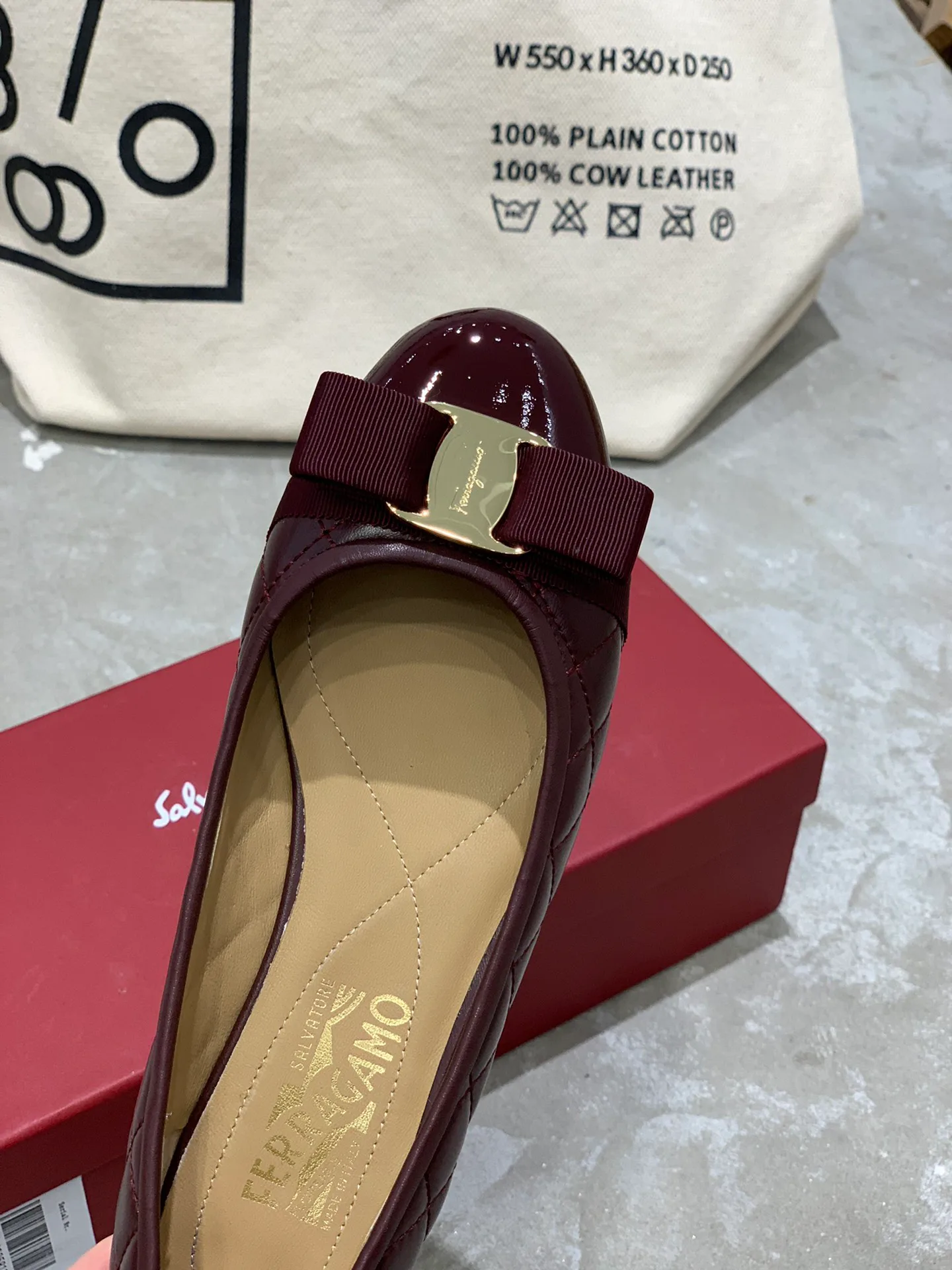 Women's Ballet Flats SALVATORE FERRAGAMO 17642576