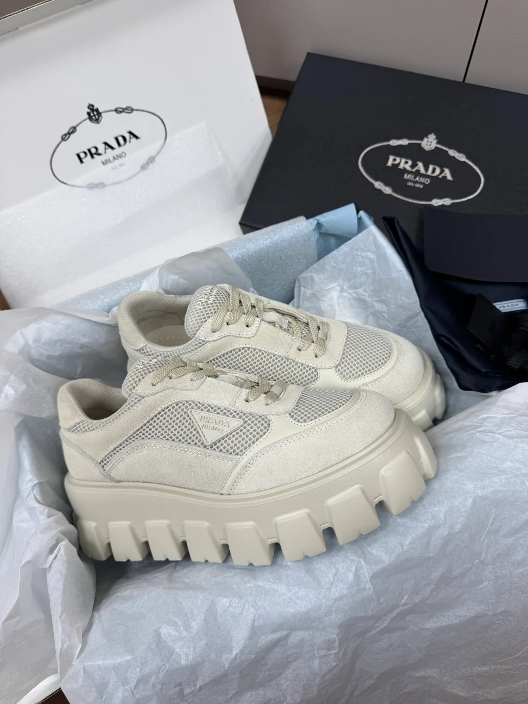 Women's Sneakers PRADA 18554593