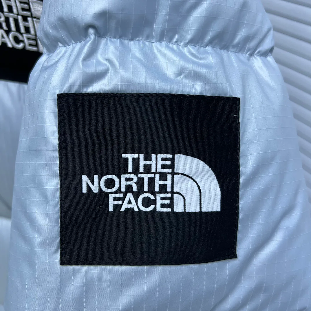 Куртки И Пуховики Мужские The North Face 18684516