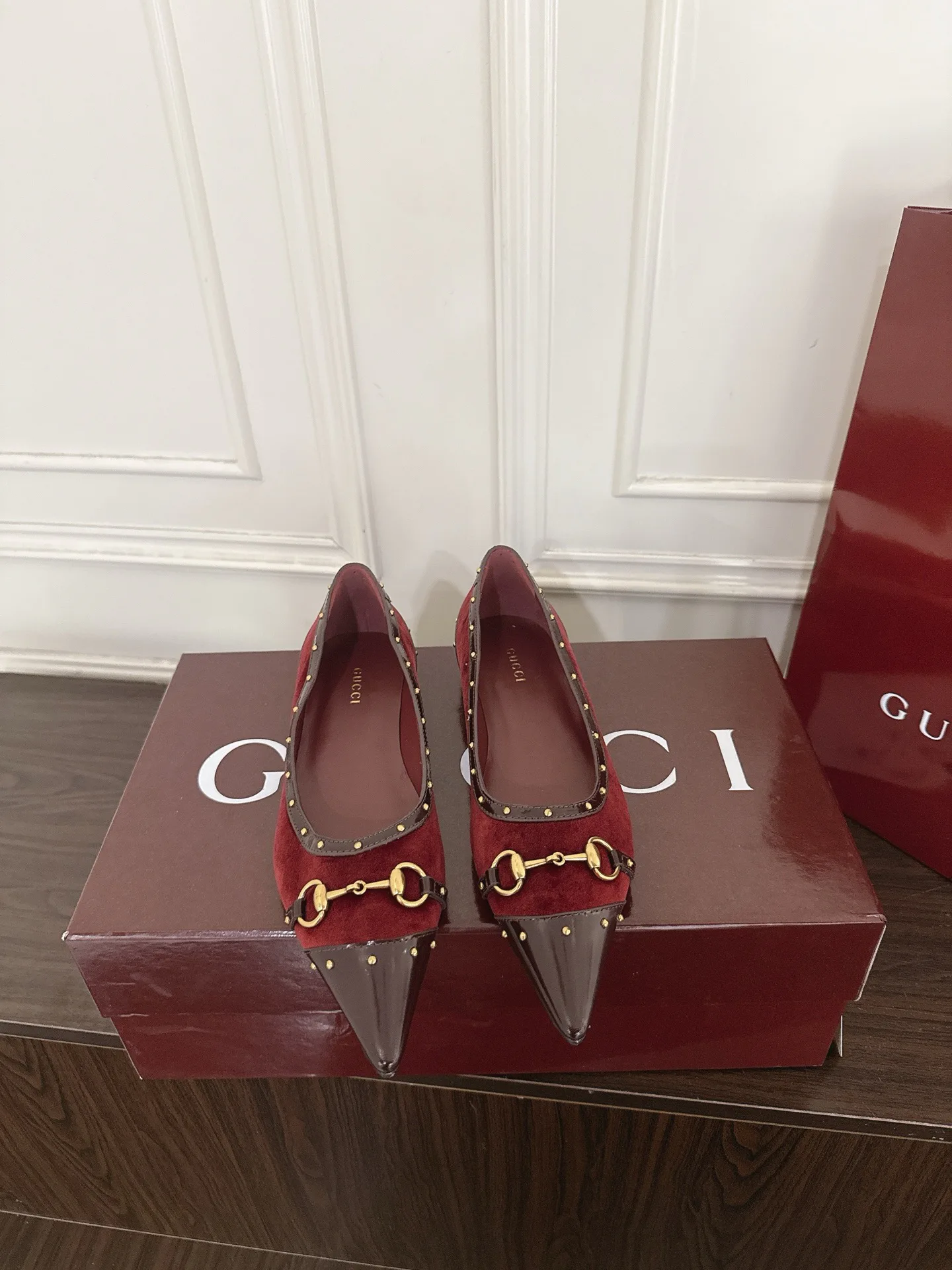 Women's Ballet Flats GUCCI 18135566