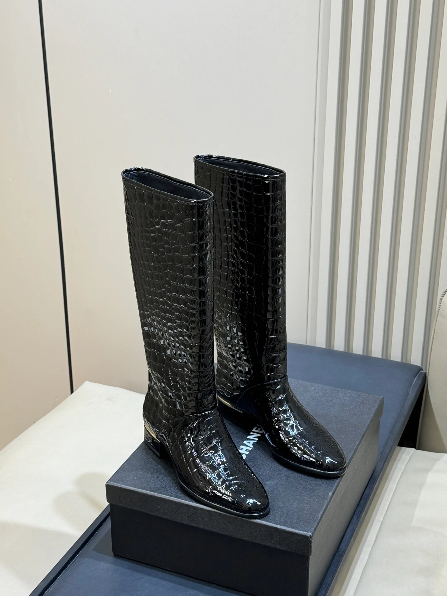 Women's Boots CHANEL 18073030