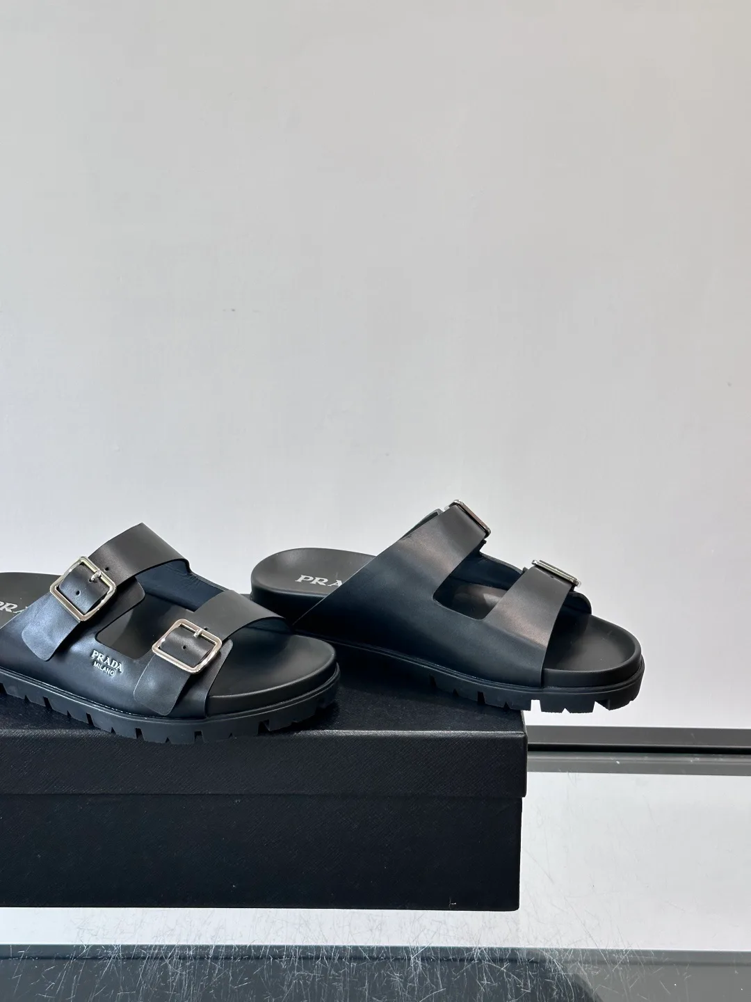 Women's Flip-Flops PRADA 17689200