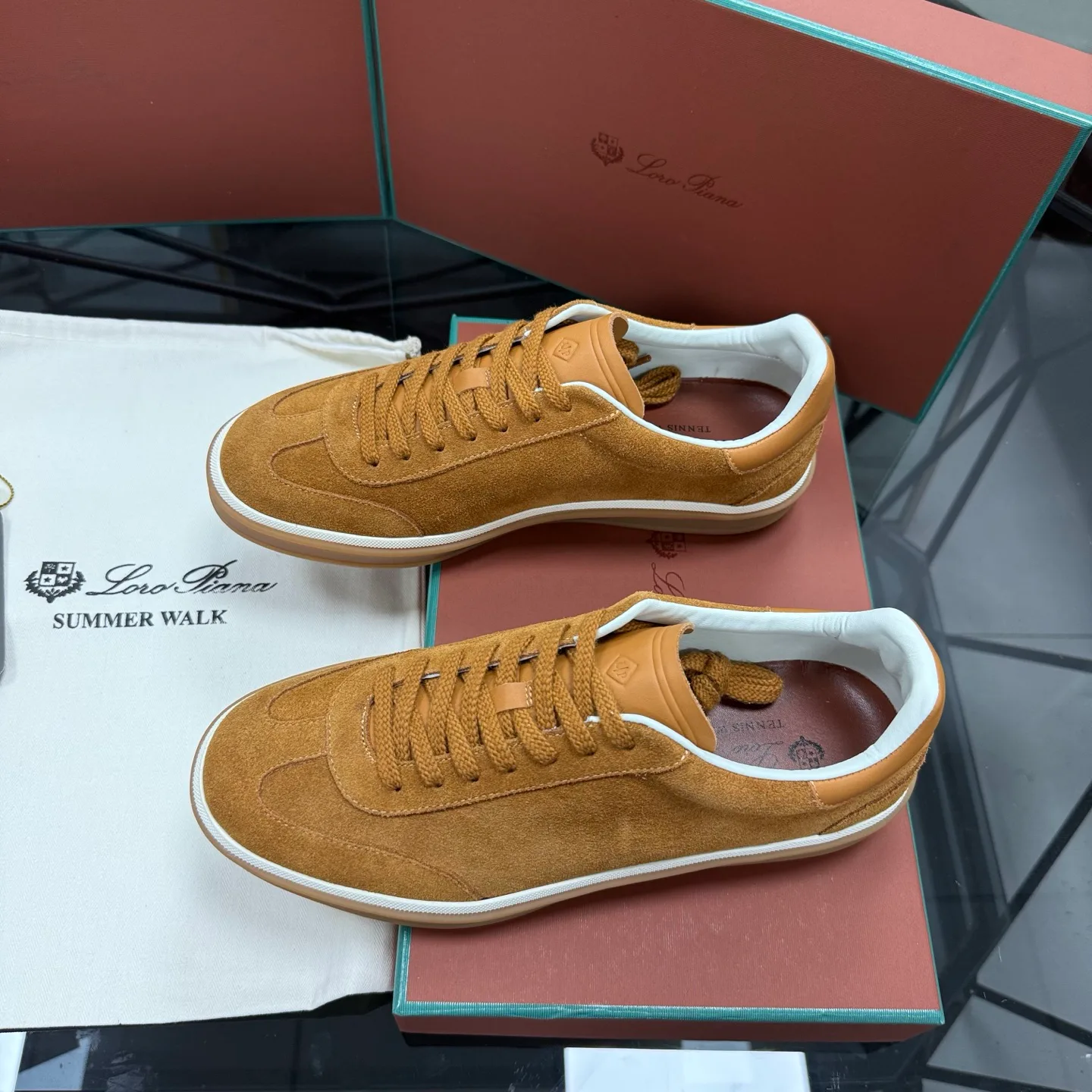Women's Sneakers LORO PIANA 17955580