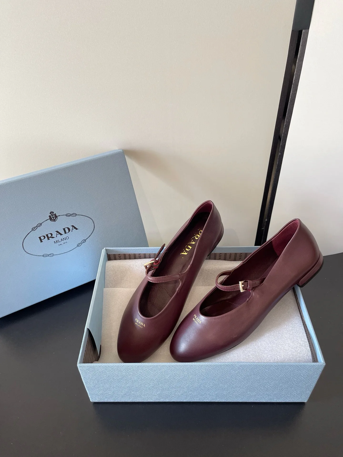 Туфли Женские Prada 18687112