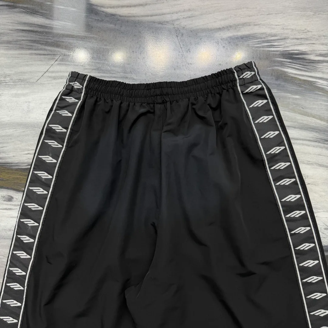 Men's Trousers BALENCIAGA 18327071