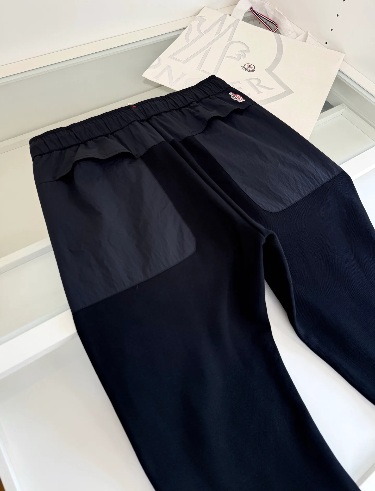 Брюки Мужские Moncler 18620412