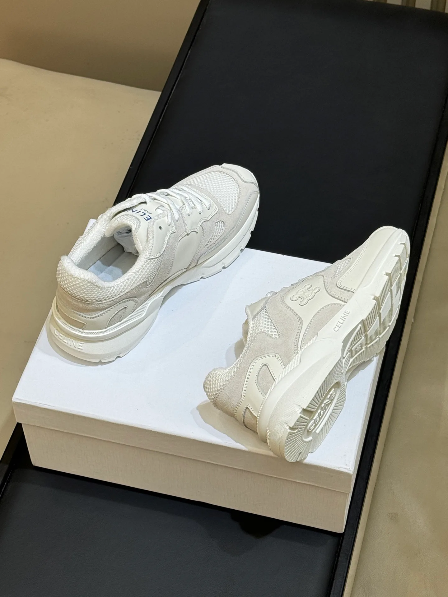 Women's Sneakers CELINE 18073253
