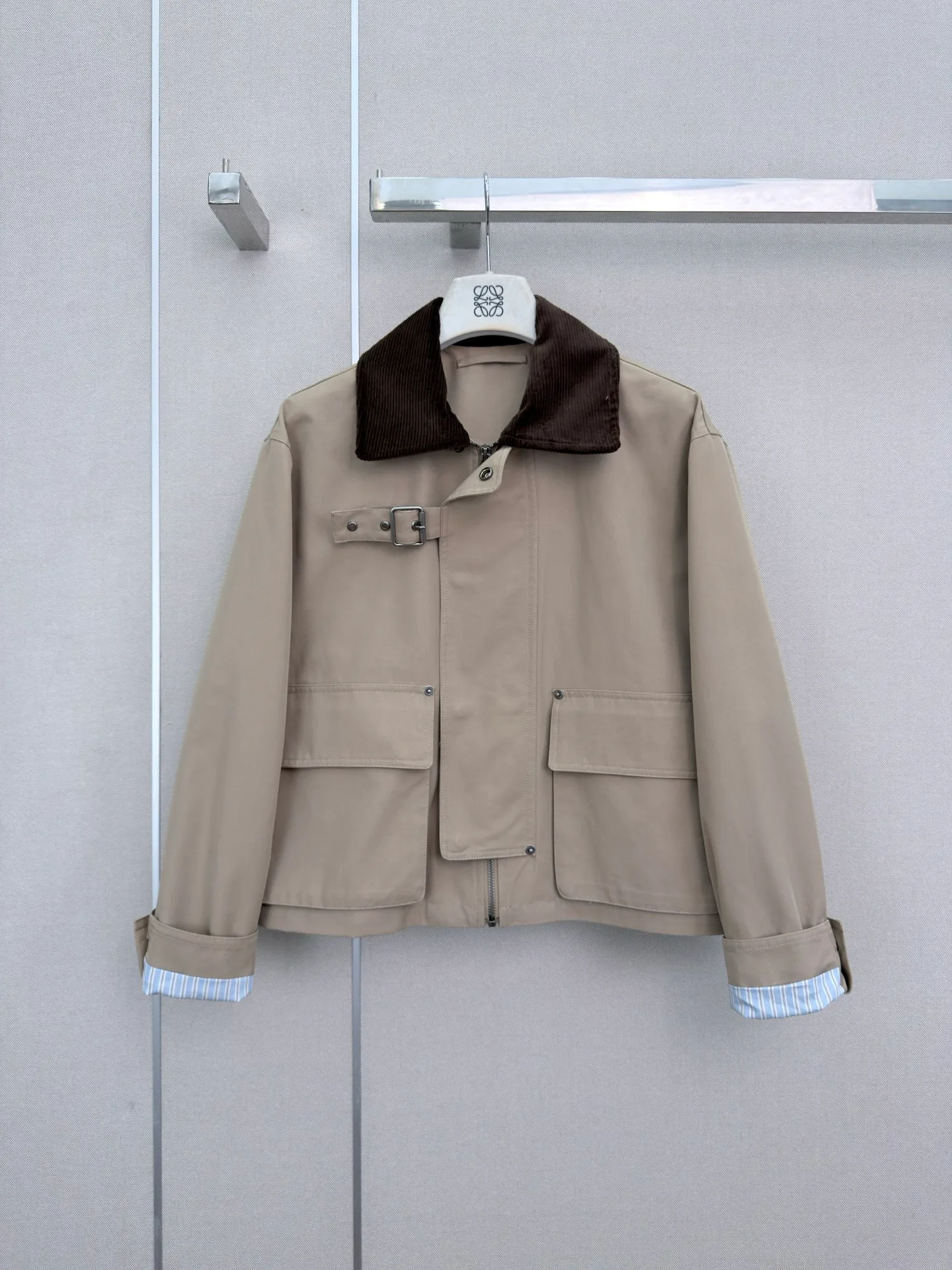 Women's Jackets And Down Jackets LOEWE 18023219