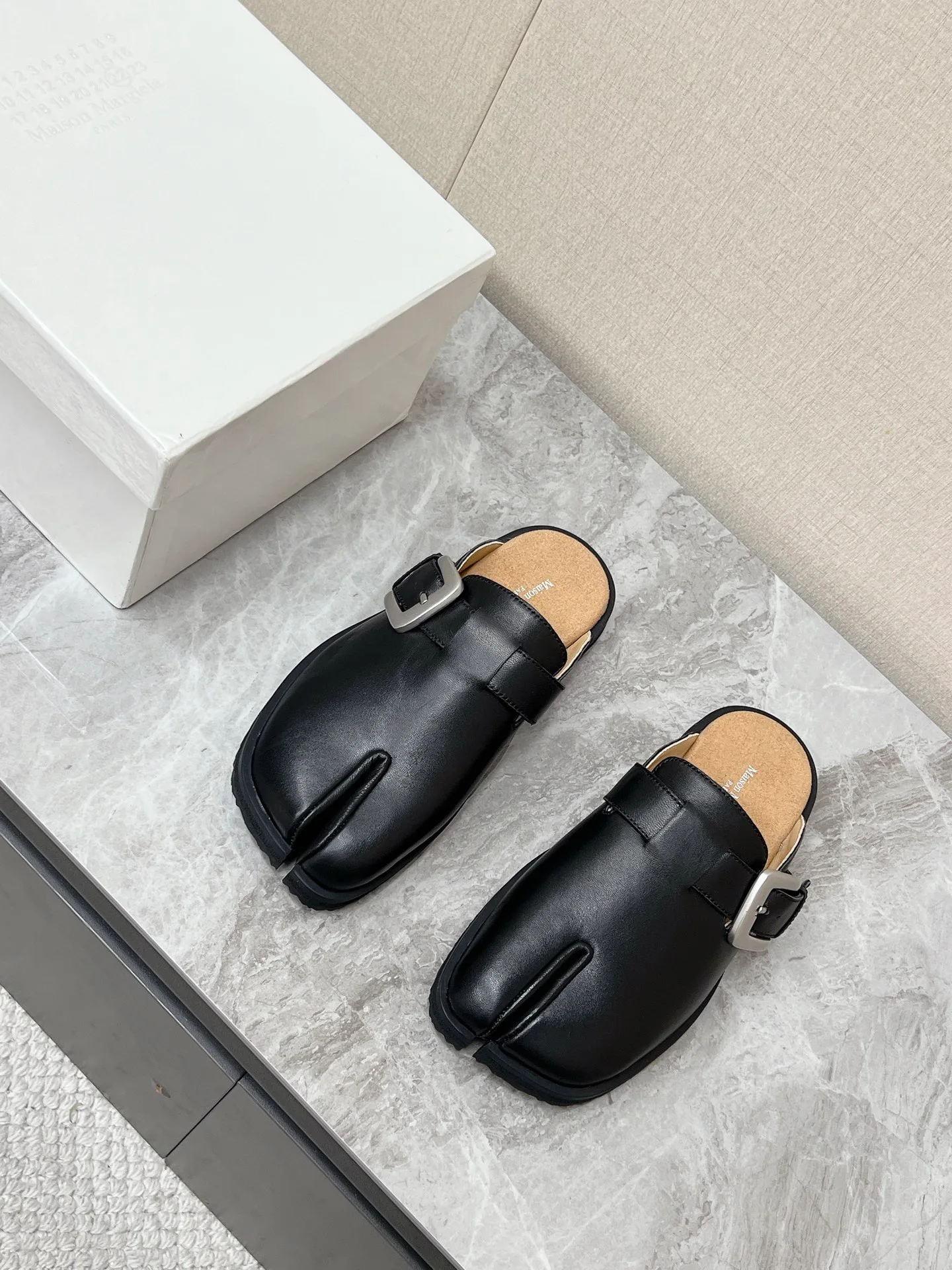 Women's Mules And Clogs MAISON MARGIELA 17955126