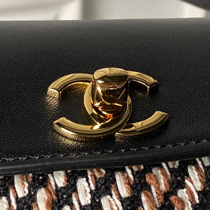 Women's Classic Handbags CHANEL 18207851