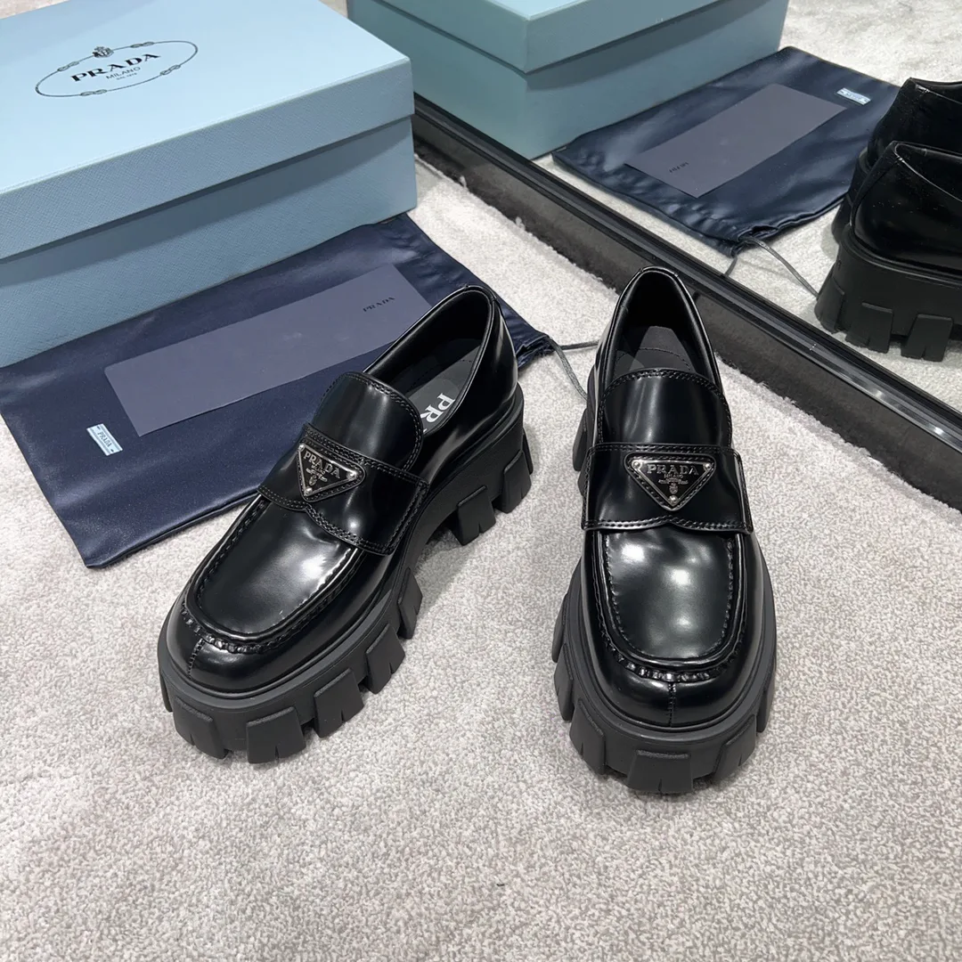 Women's Loafers And Moccasins PRADA 18121873